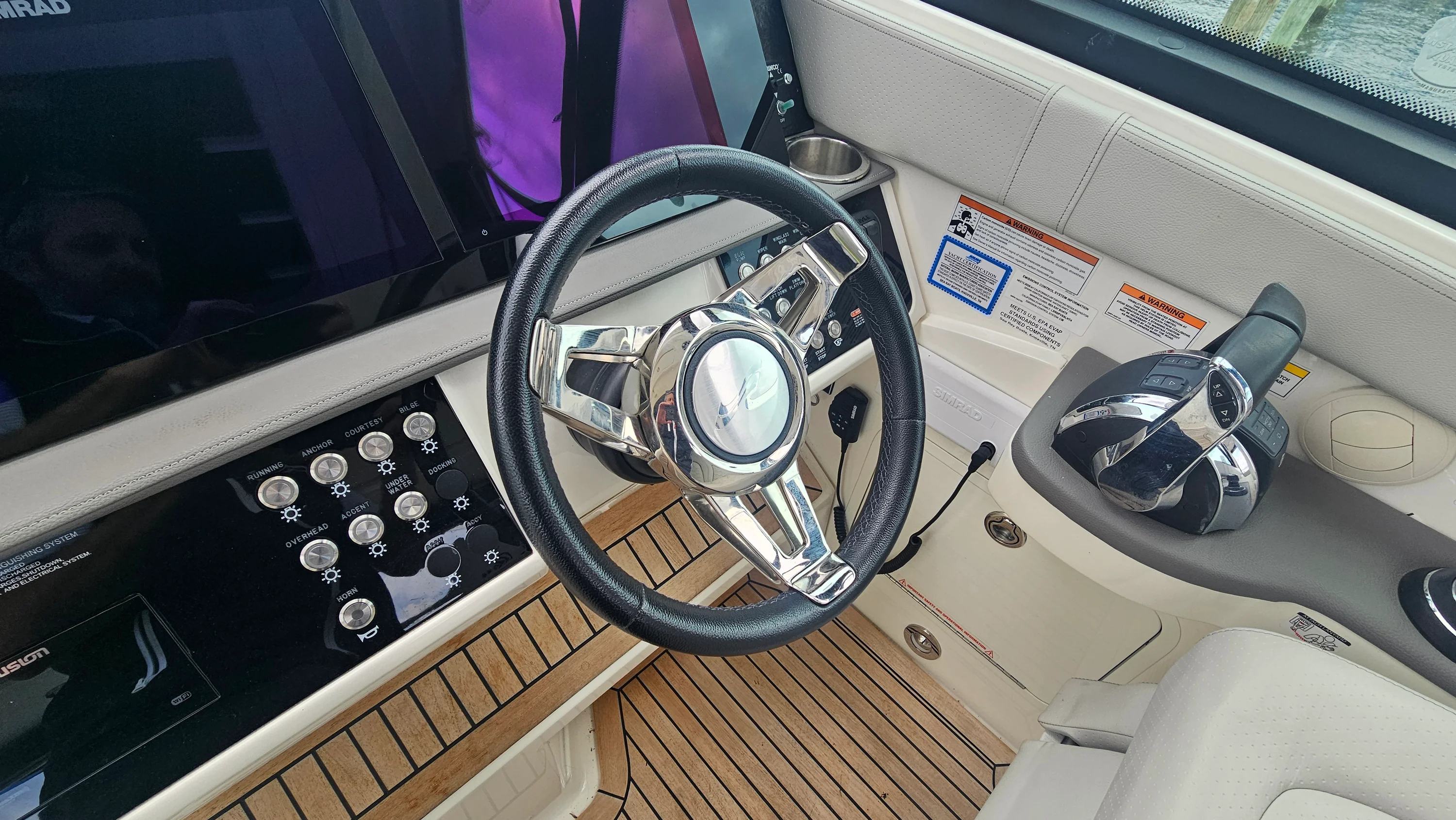 2020 Sea Ray 320 SUNDANCER OB Image Thumbnail #16