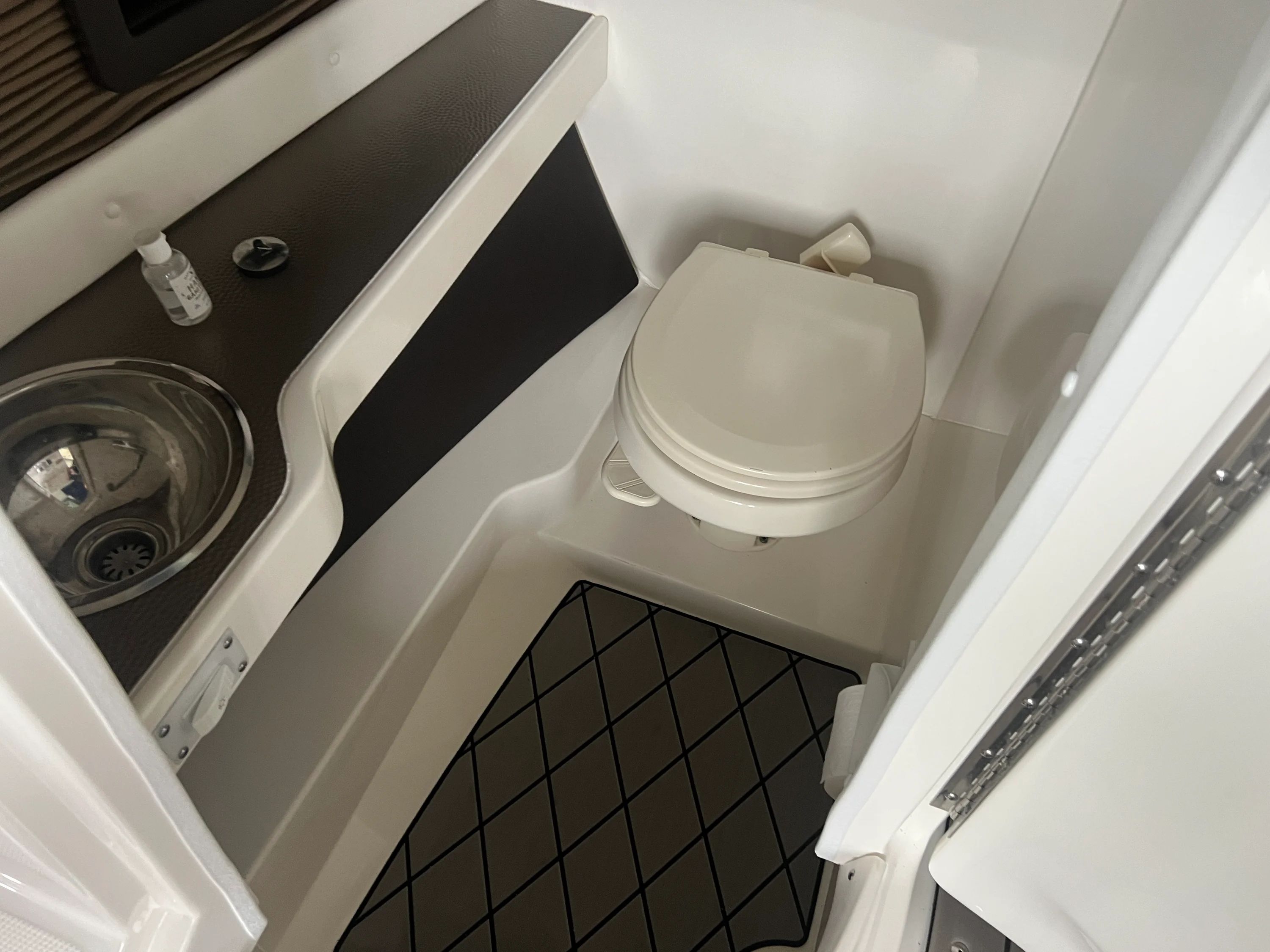2022 Sea Ray 280 SLX Image Thumbnail #17