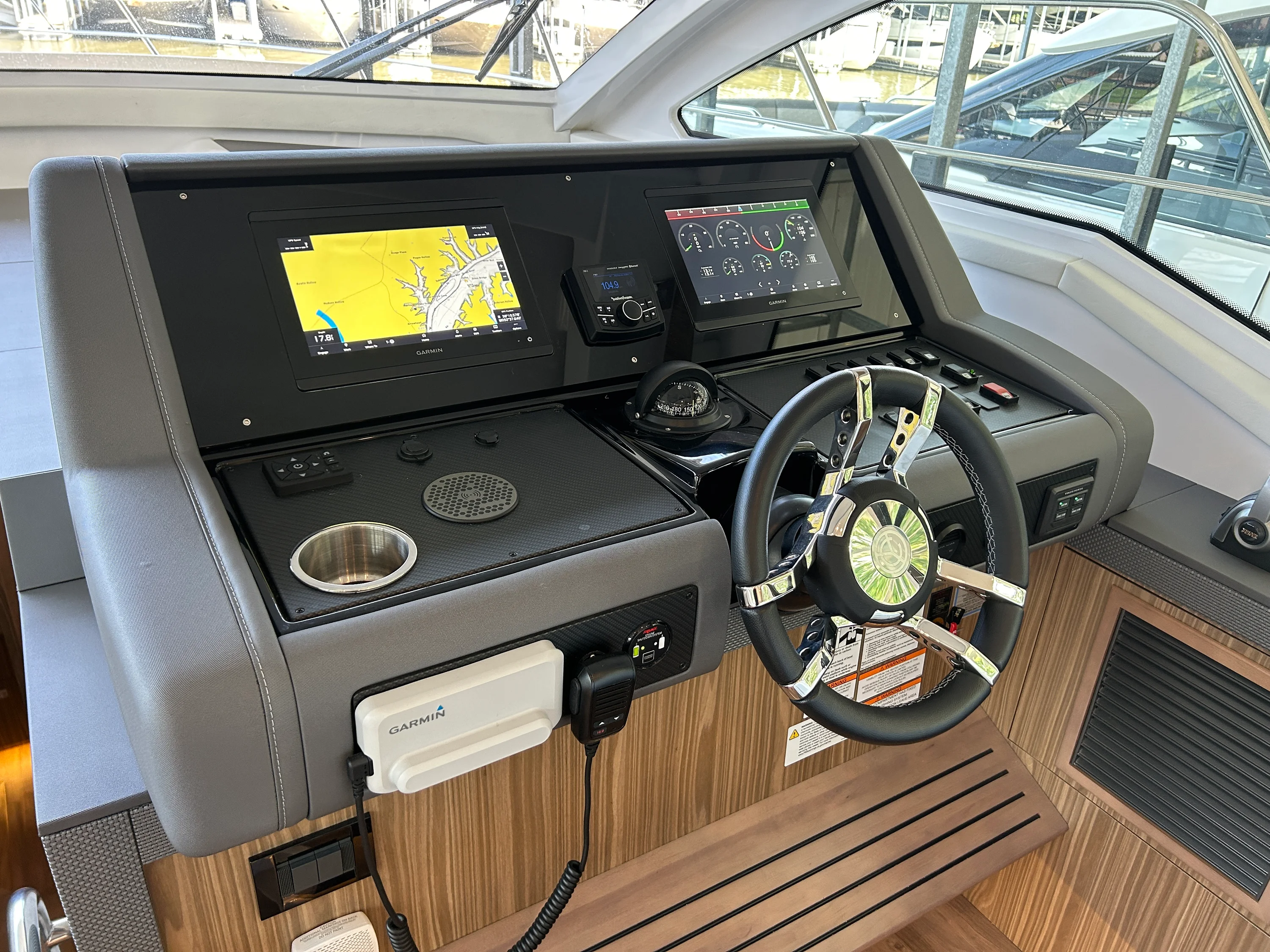 2024 Cruisers Yachts 42 Cantius Image Thumbnail #16