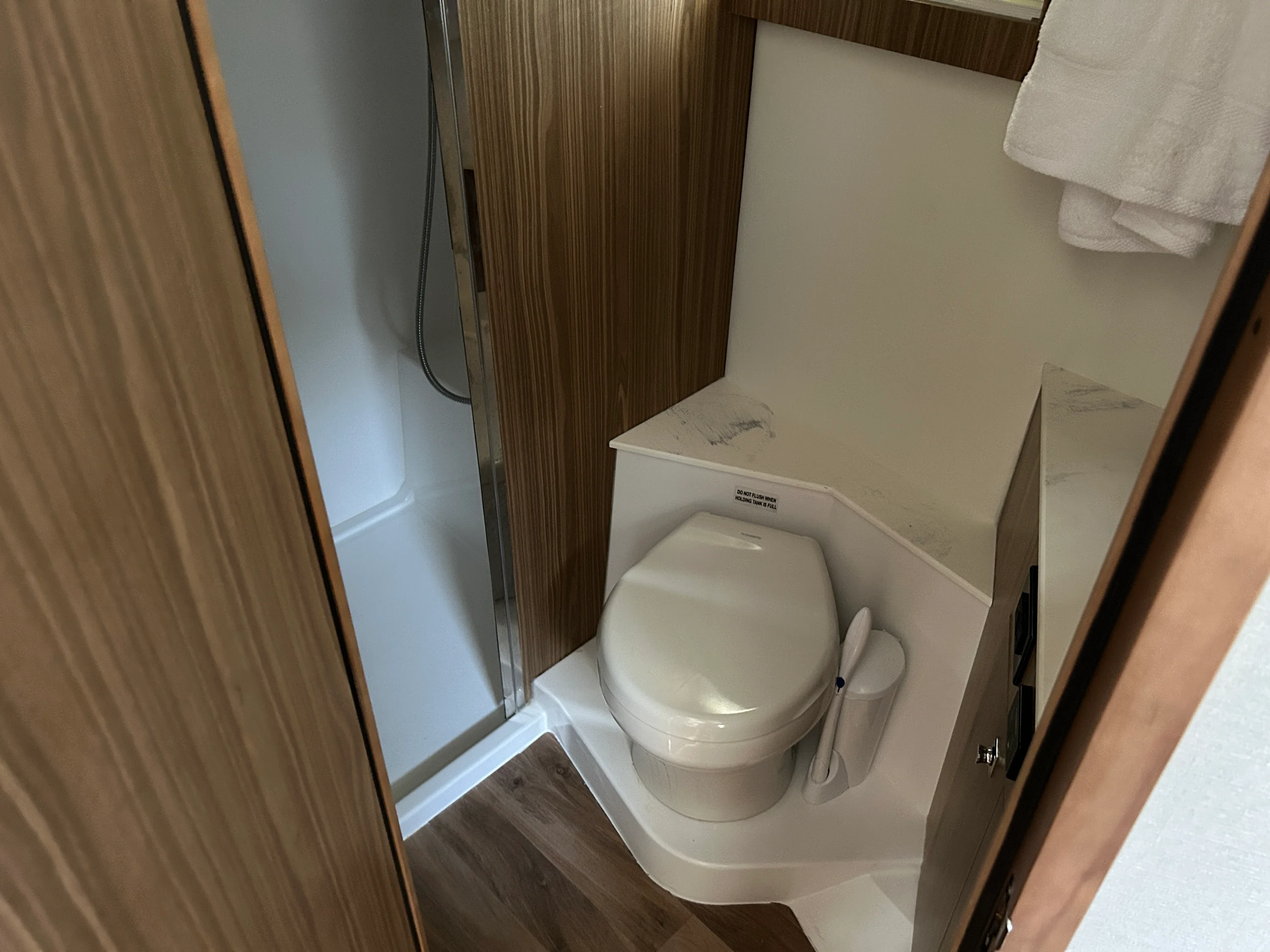 2024 Cruisers Yachts 42 Cantius Image Thumbnail #23