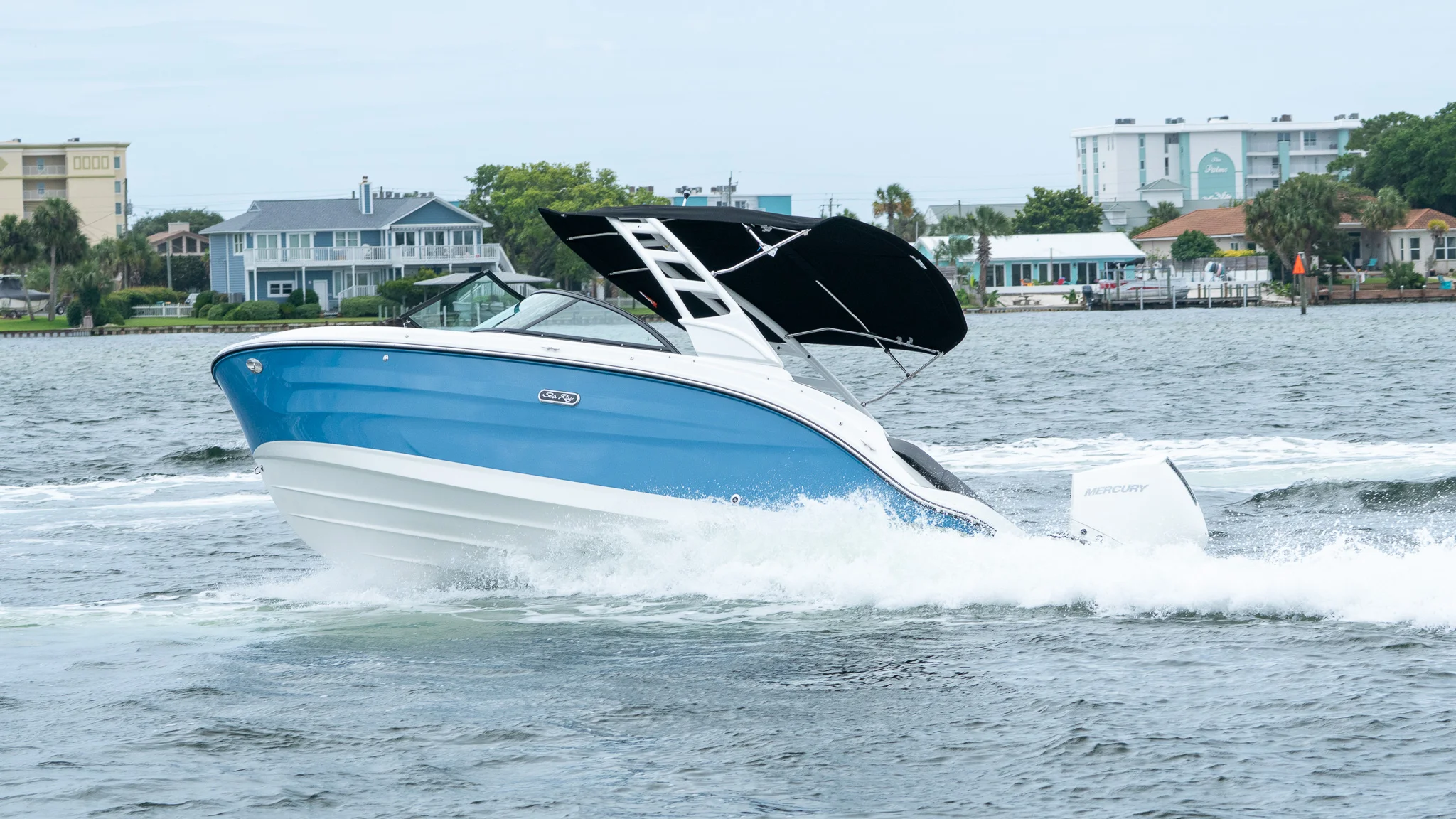2026 Sea Ray SDX 230 Outboard Image Thumbnail #11
