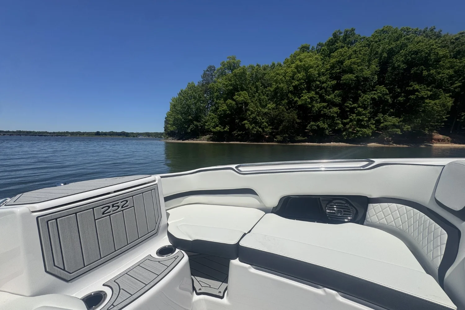 2026 Yamaha 252SD Image Thumbnail #21