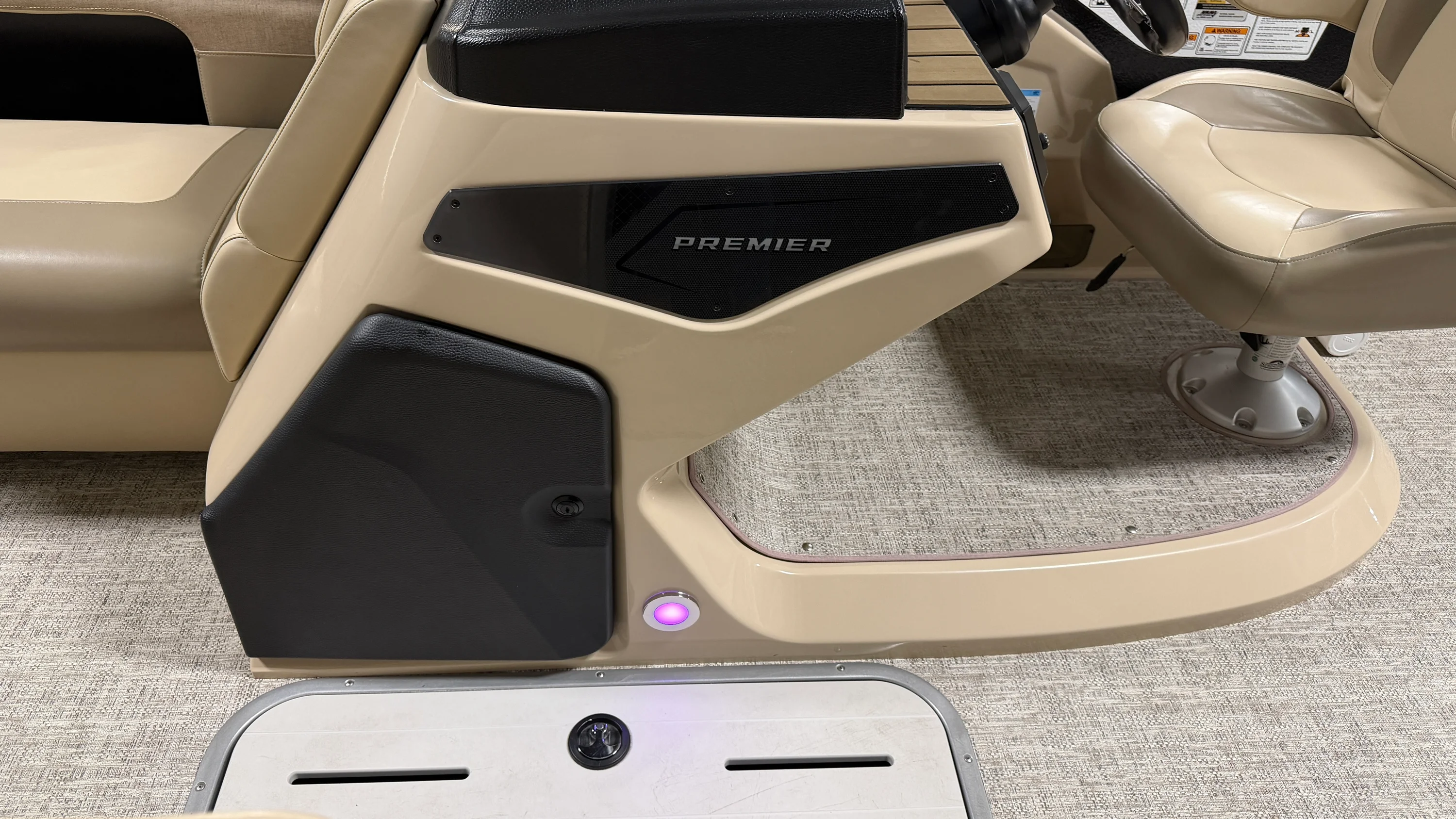 2024 Premier 230 SUNSATION TRITOON Image Thumbnail #32