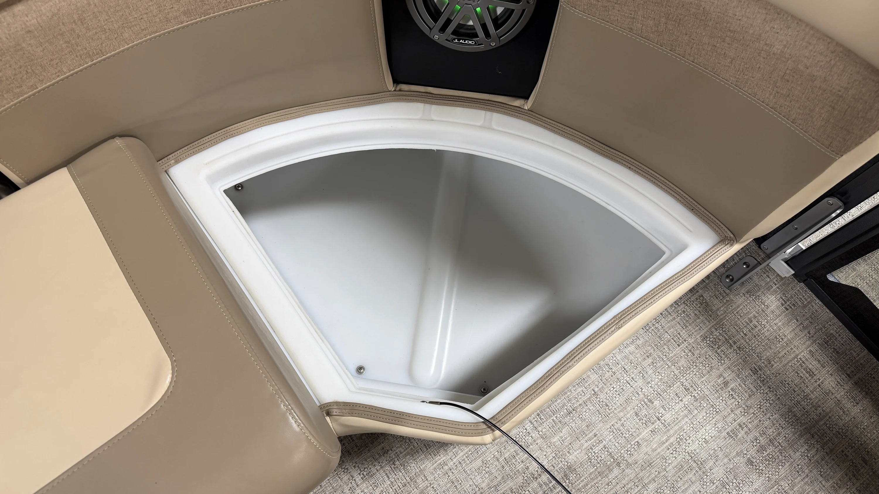 2024 Premier 230 SUNSATION TRITOON Image Thumbnail #14