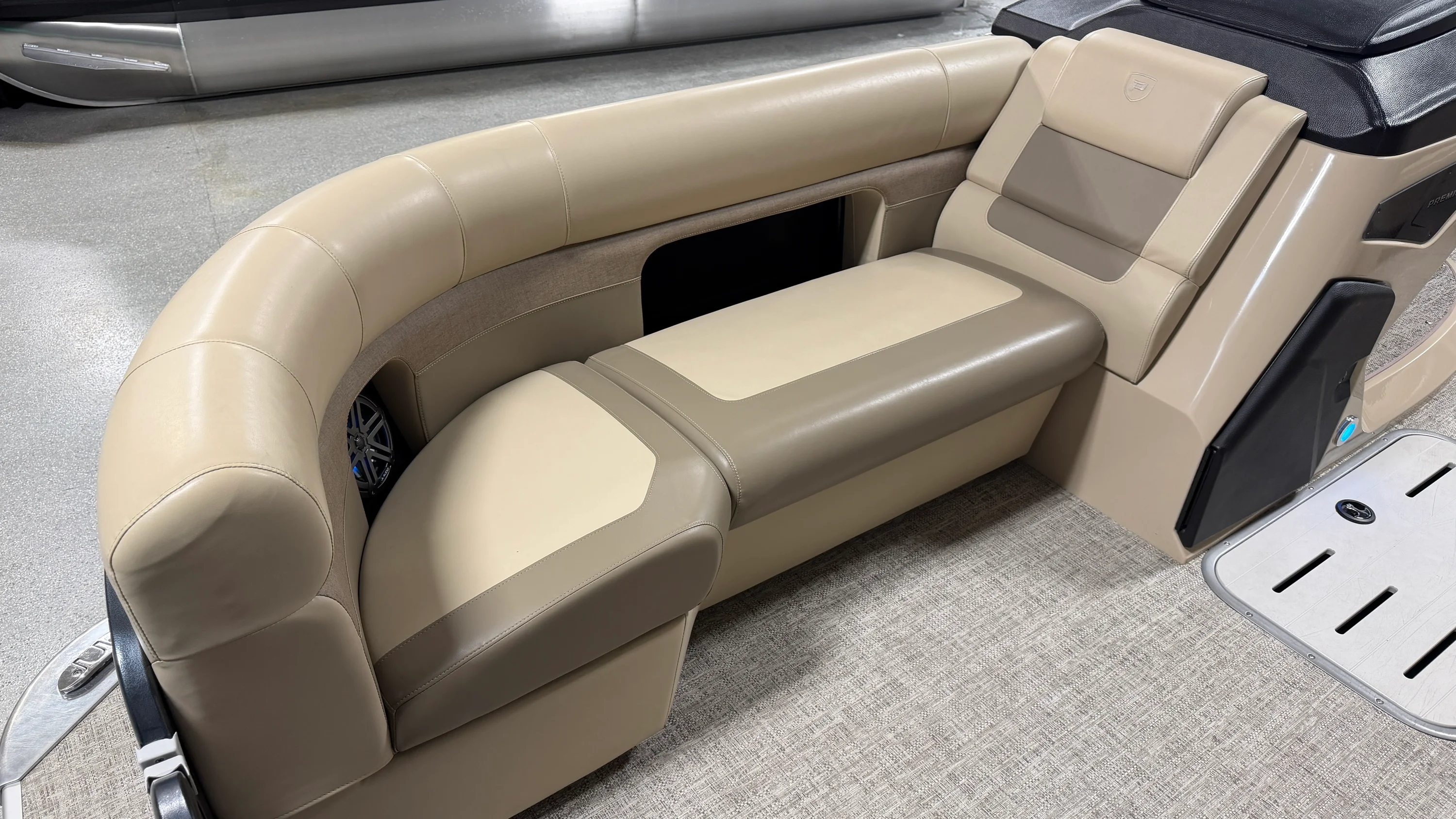 2024 Premier 230 SUNSATION TRITOON Image Thumbnail #19