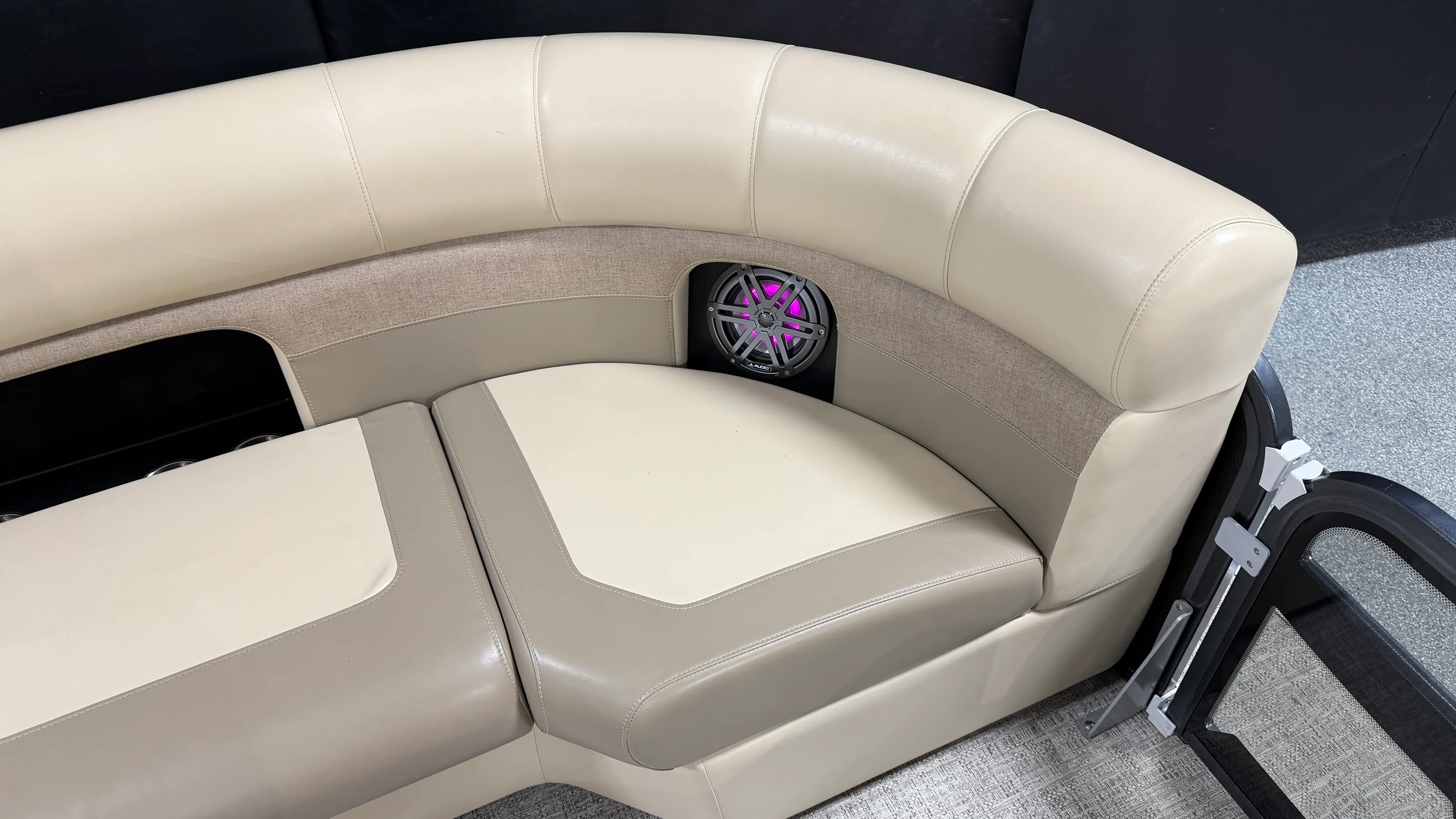 2024 Premier 230 SUNSATION TRITOON Image Thumbnail #12