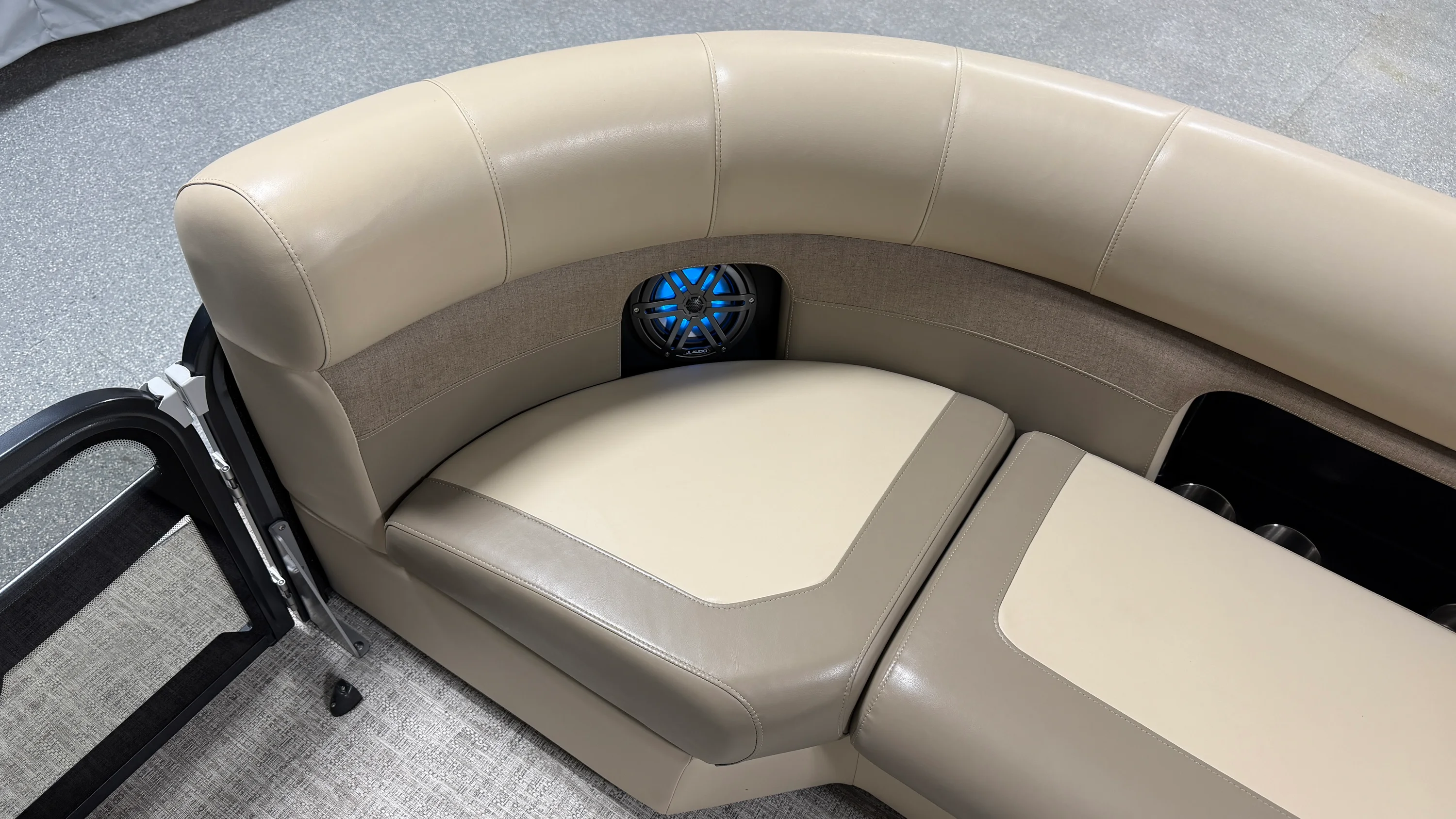 2024 Premier 230 SUNSATION TRITOON Image Thumbnail #12