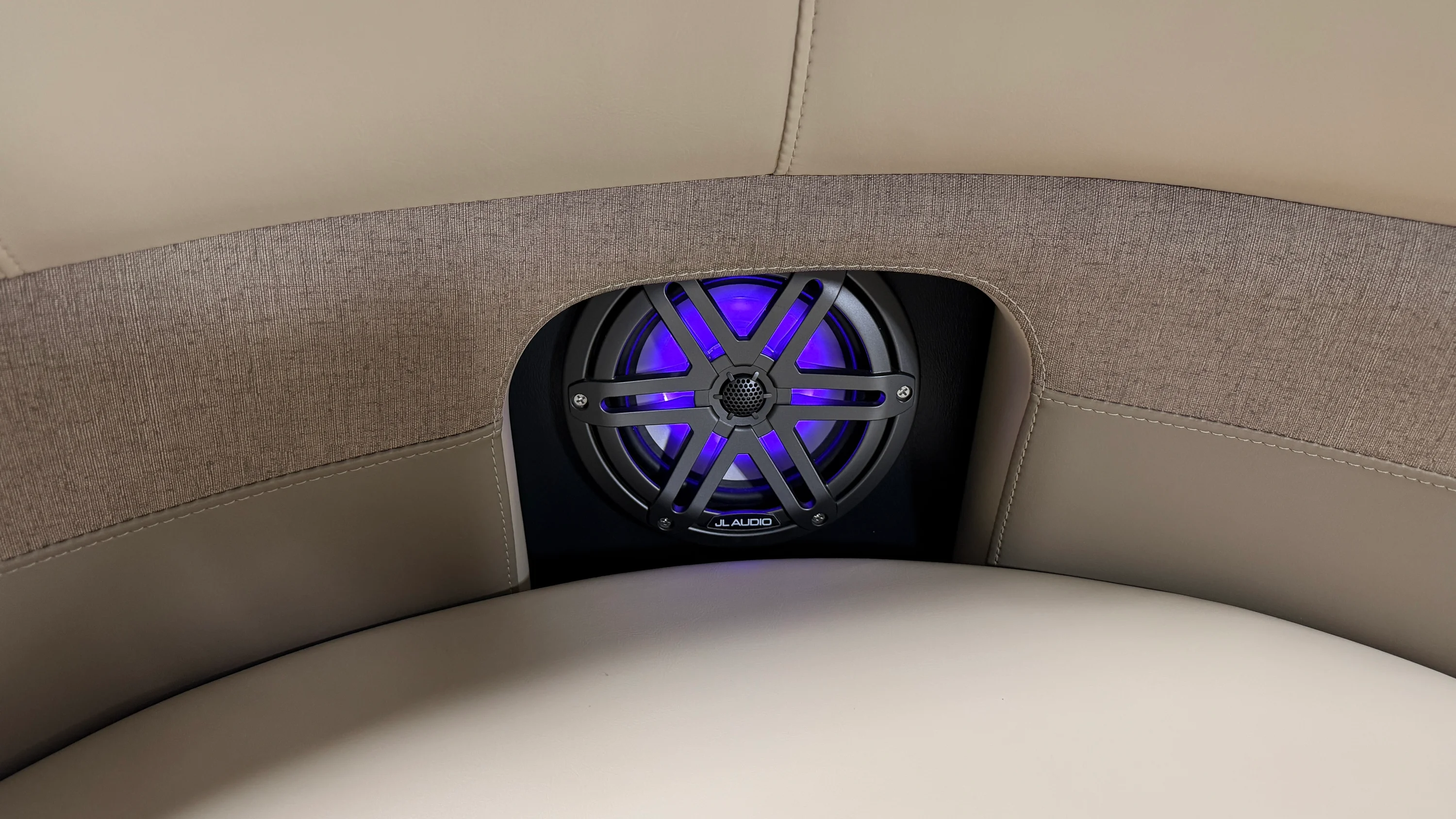 2024 Premier 230 SUNSATION TRITOON Image Thumbnail #13