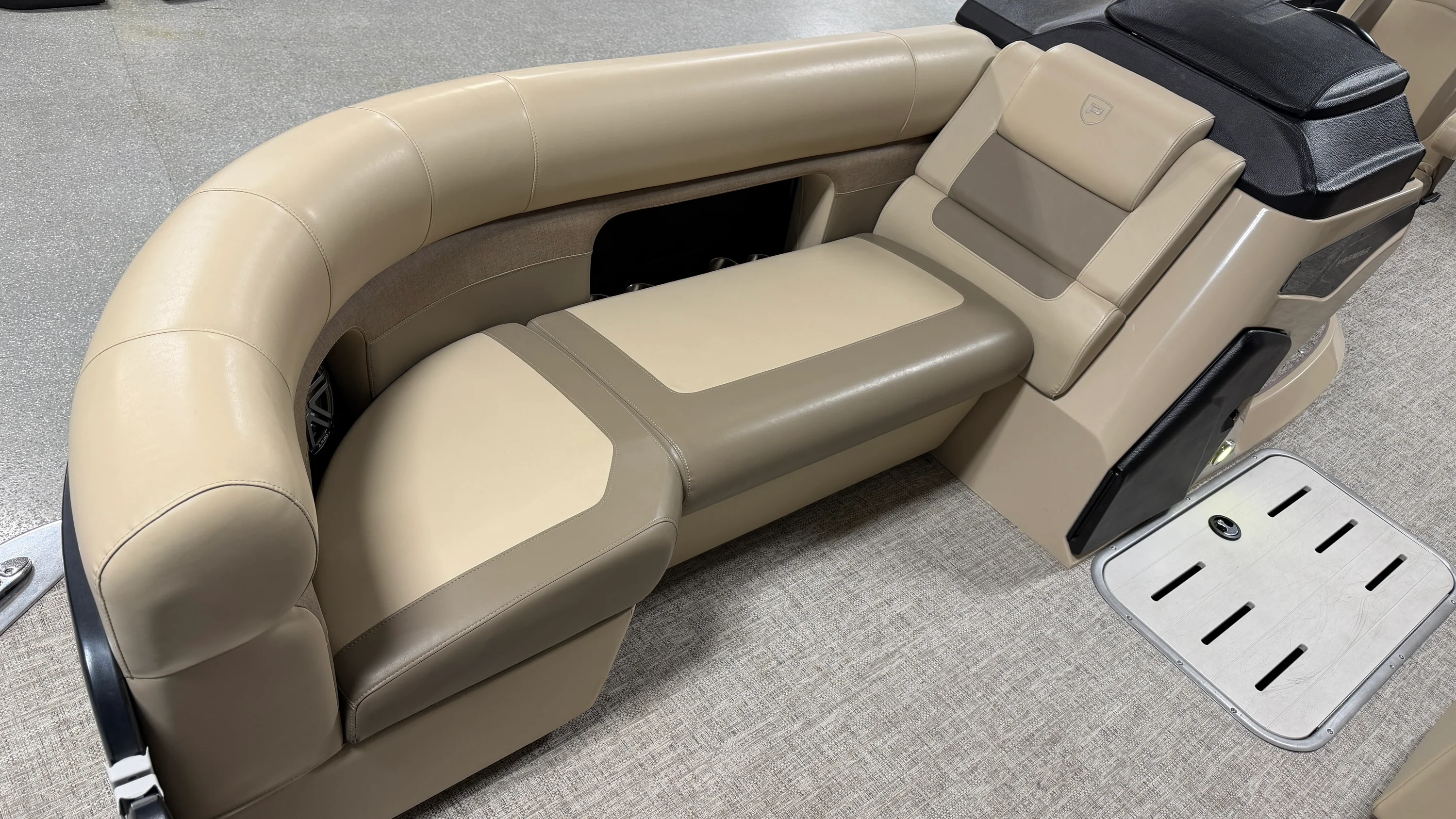 2024 Premier 230 SUNSATION TRITOON Image Thumbnail #11