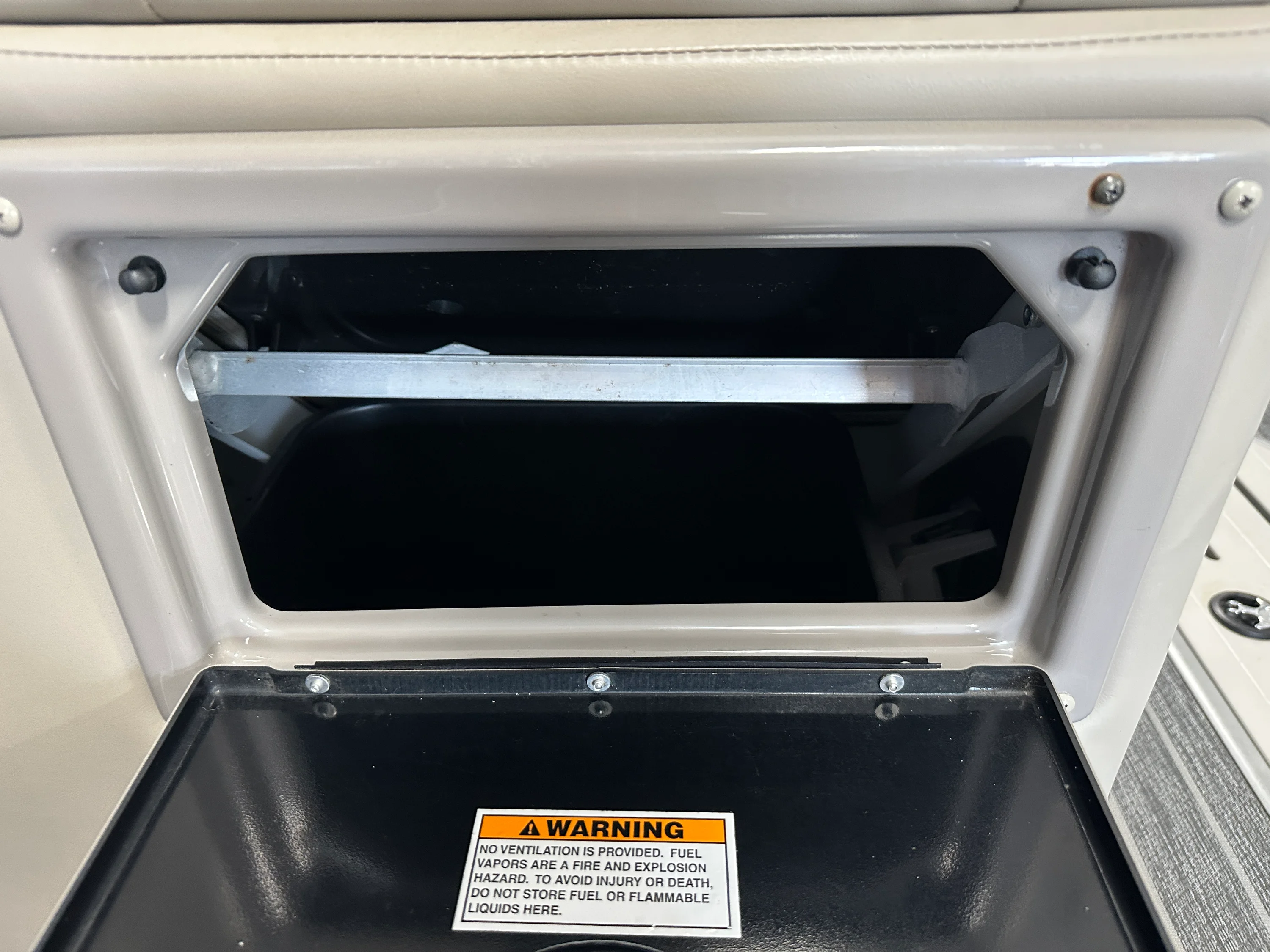 2023 Premier 230 SUNSATION TRITOON Image Thumbnail #31