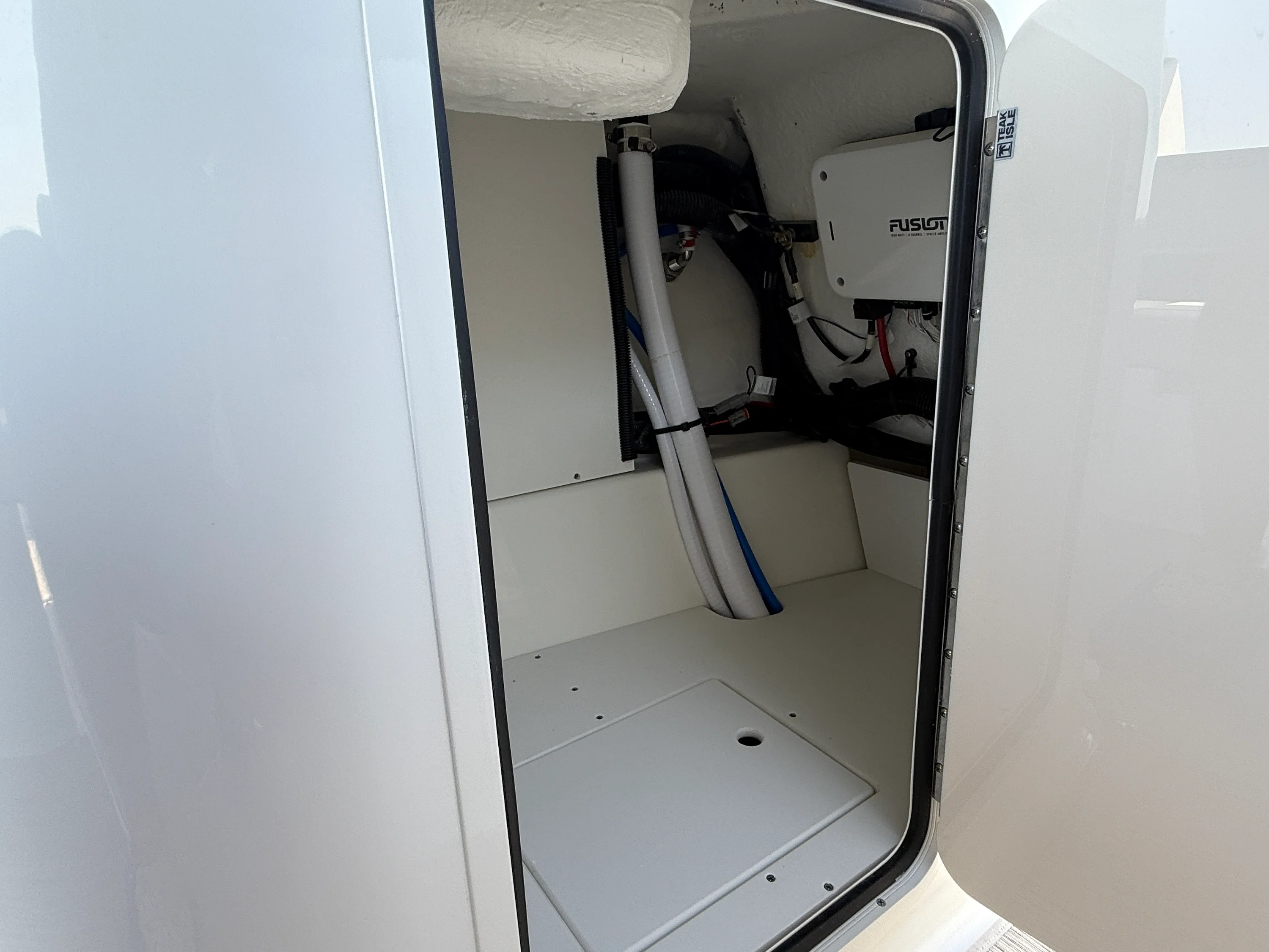 2026 Sea Ray SDX 250 Outboard Image Thumbnail #13