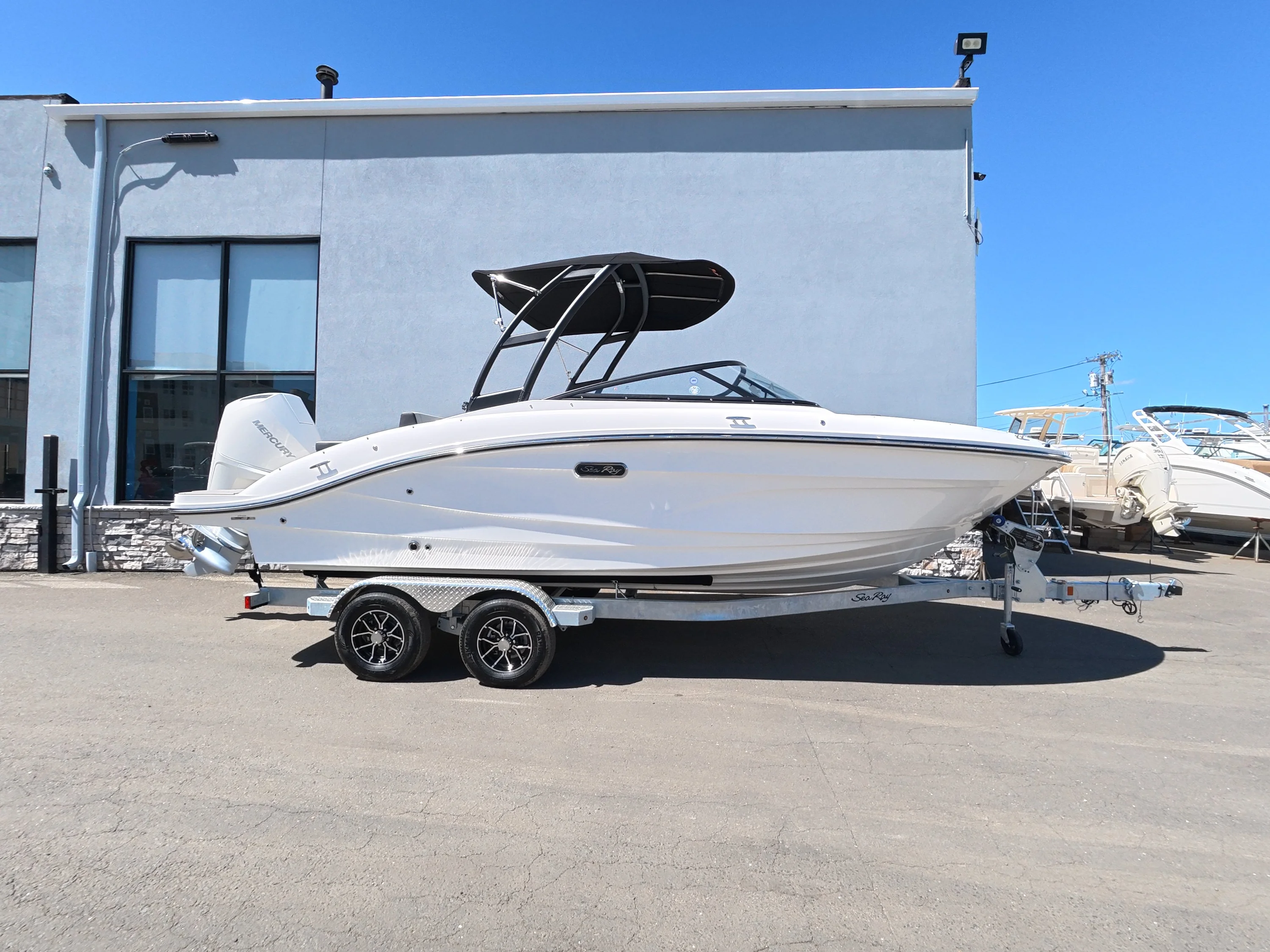 2026 Sea Ray SPX 210 Outboard Image Thumbnail #0