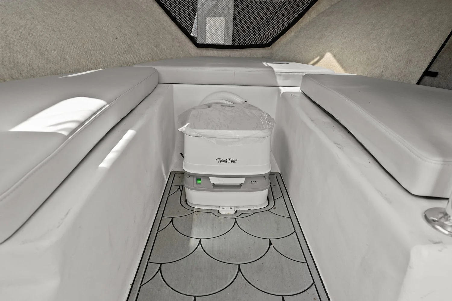 2024 Parker Marine 2320 SPORT CABIN Image Thumbnail #55
