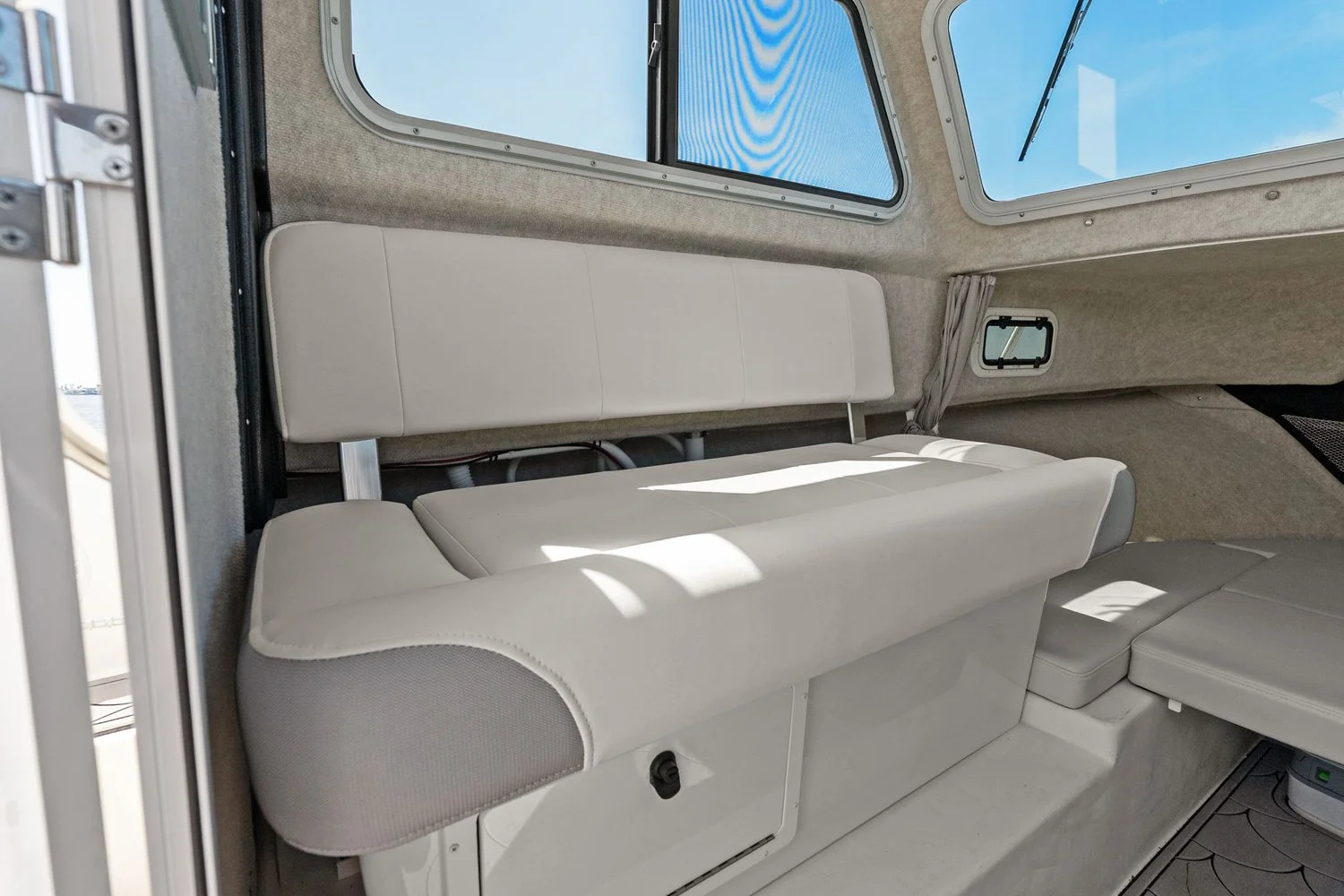 2024 Parker Marine 2320 SPORT CABIN Image Thumbnail #42