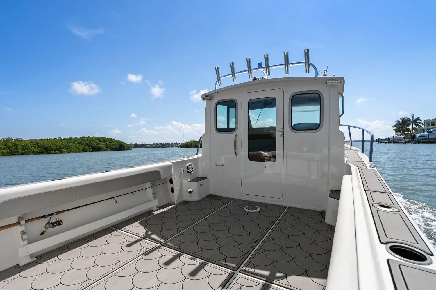 2024 Parker Marine 2320 SPORT CABIN Image Thumbnail #32