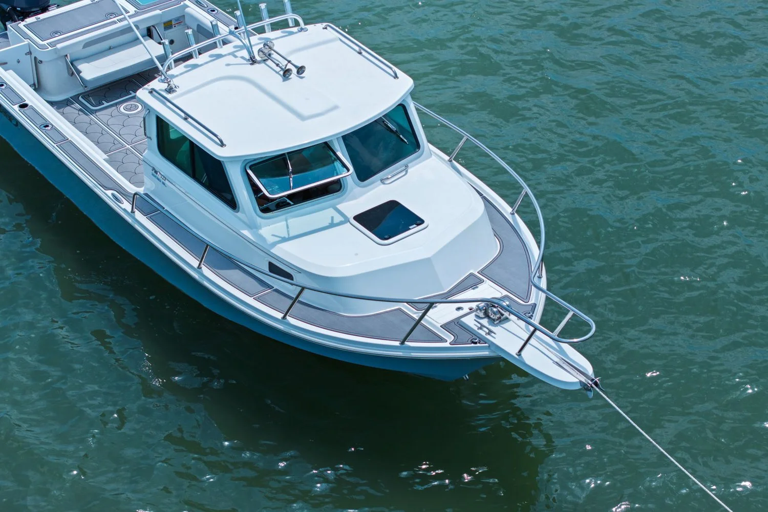 2024 Parker Marine 2320 SPORT CABIN Image Thumbnail #9