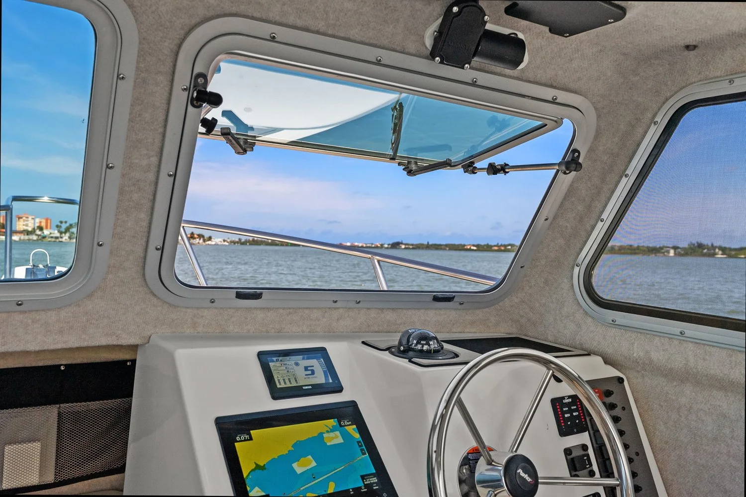2024 Parker Marine 2320 SPORT CABIN Image Thumbnail #44