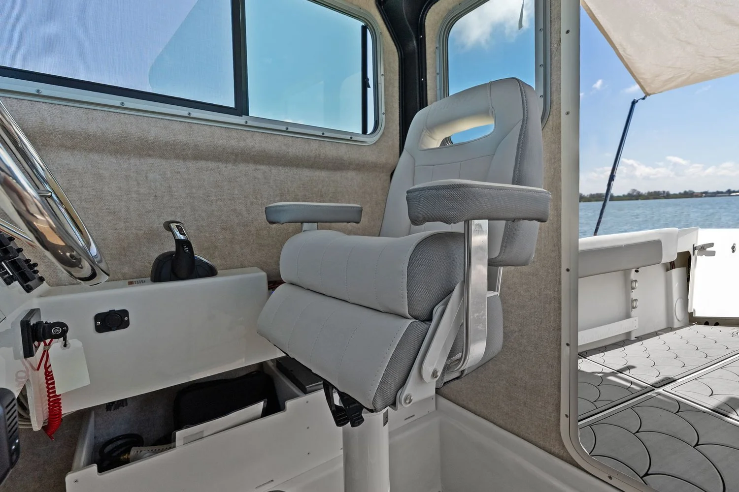 2024 Parker Marine 2320 SPORT CABIN Image Thumbnail #45