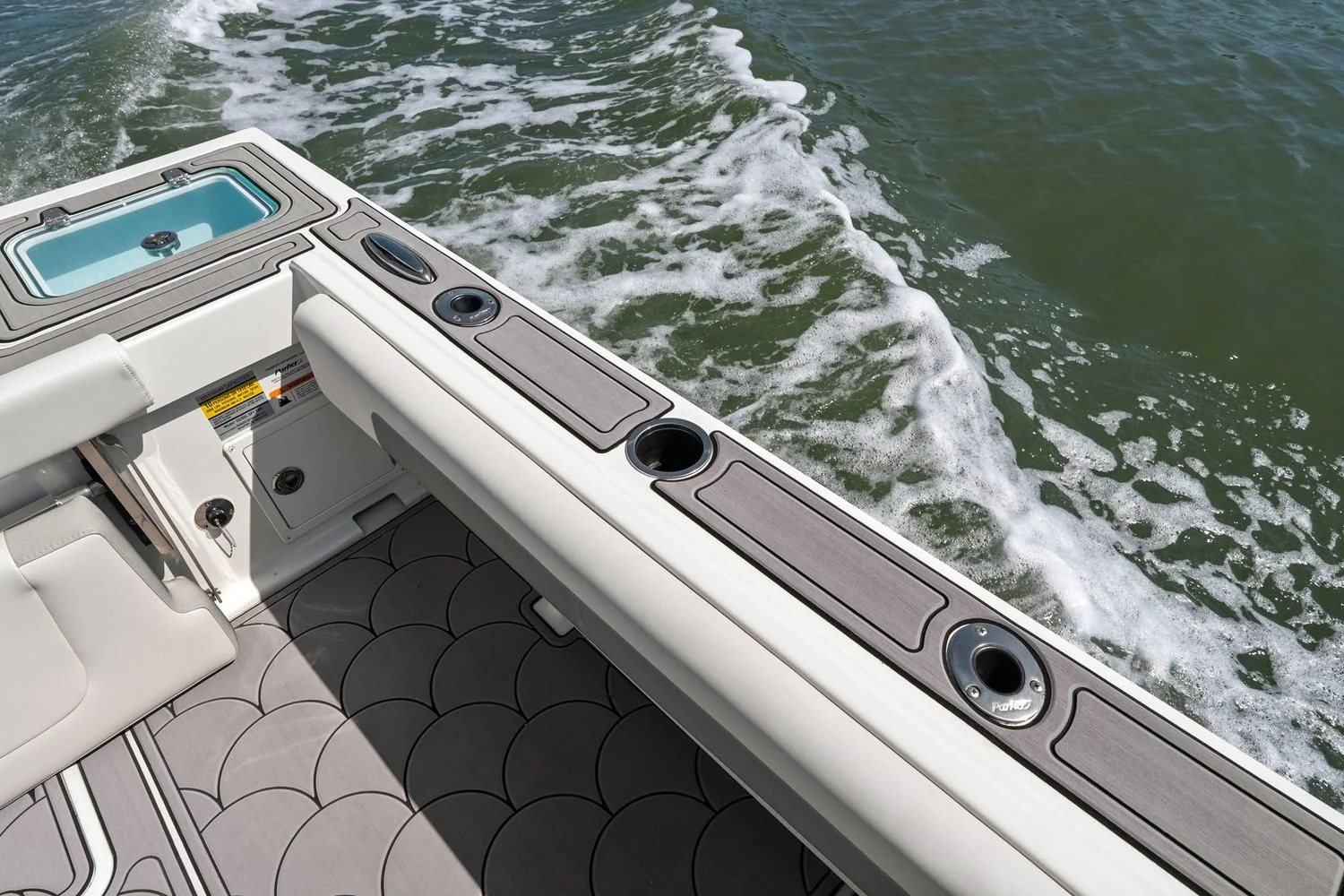 2024 Parker Marine 2320 SPORT CABIN Image Thumbnail #26