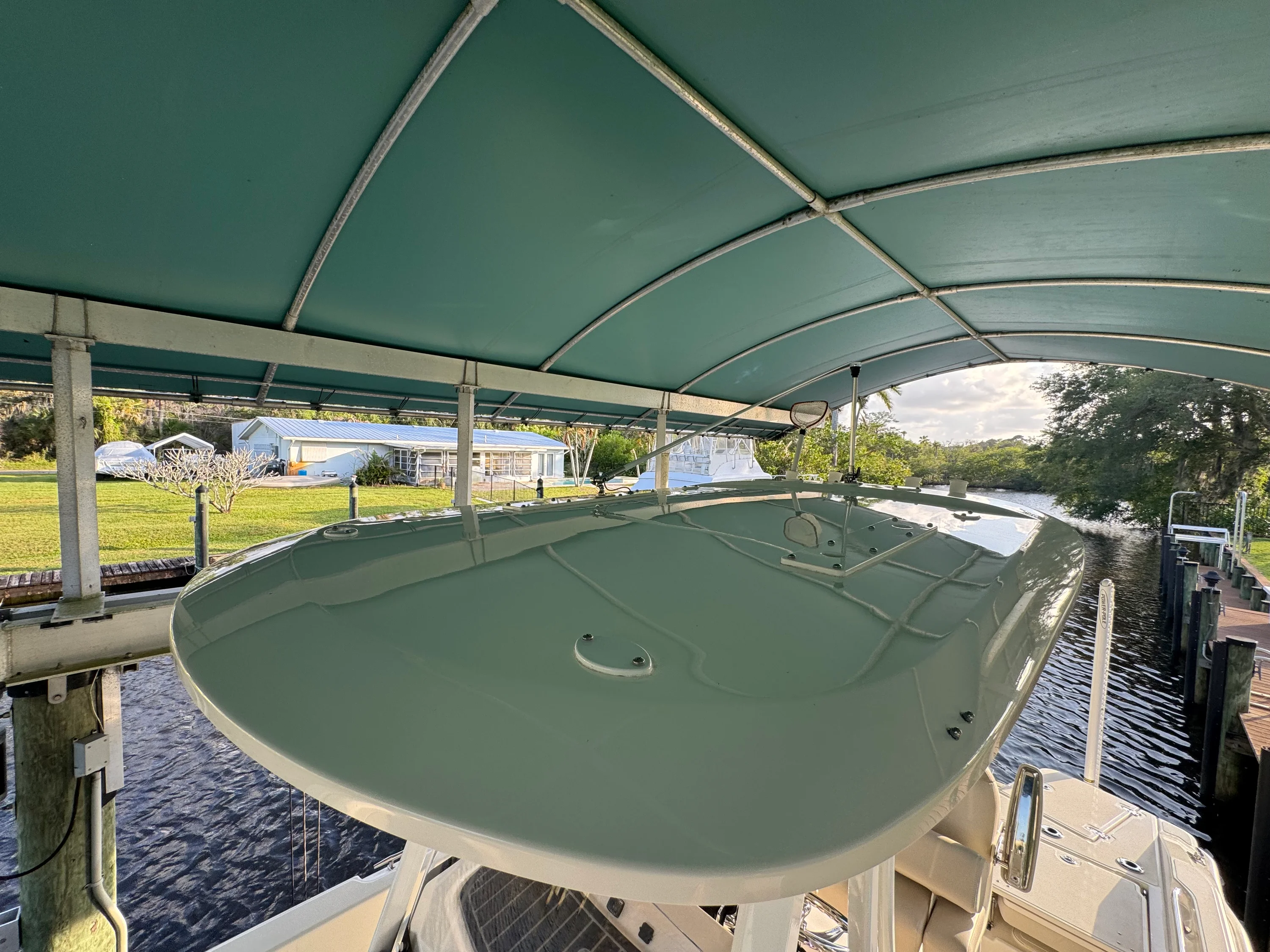 2024 Boston Whaler 250 DAUNTLESS Image Thumbnail #28