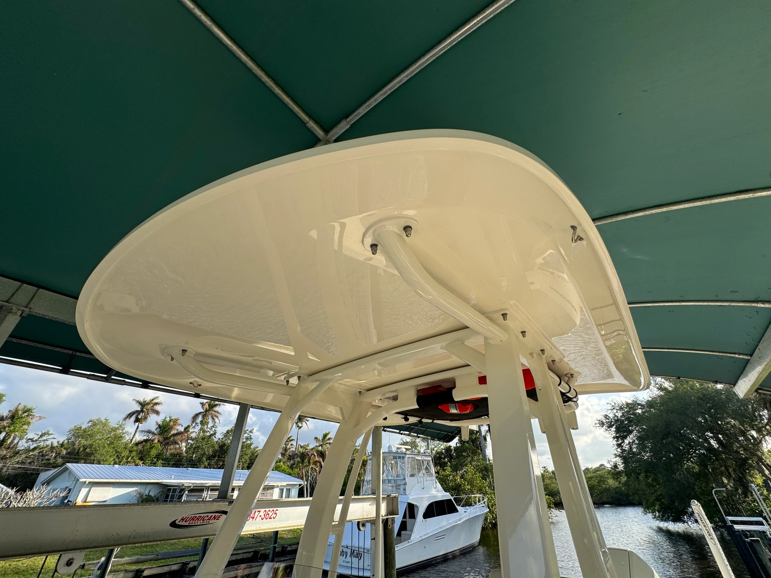 2024 Boston Whaler 250 DAUNTLESS Image Thumbnail #20