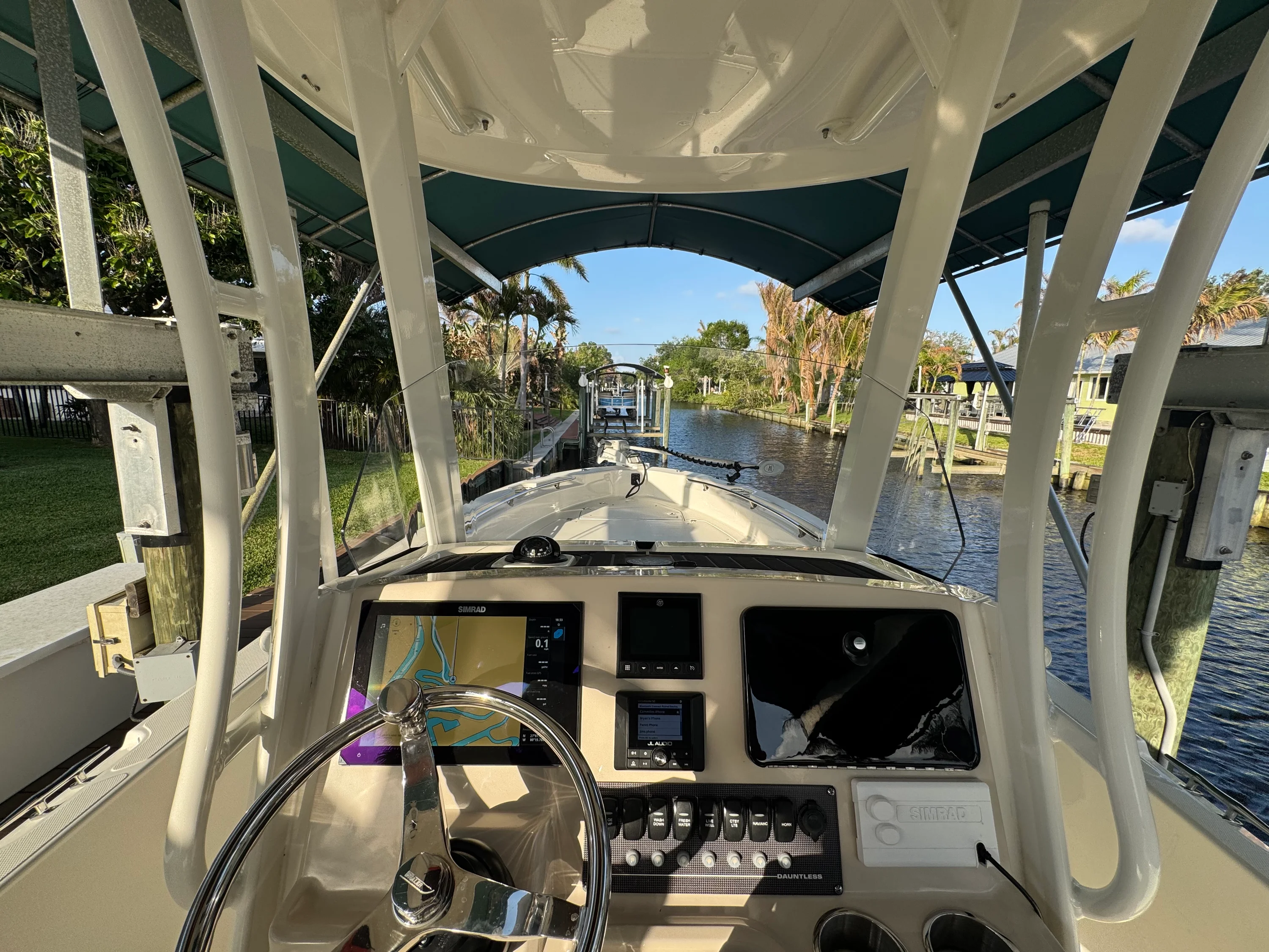 2024 Boston Whaler 250 DAUNTLESS Image Thumbnail #23