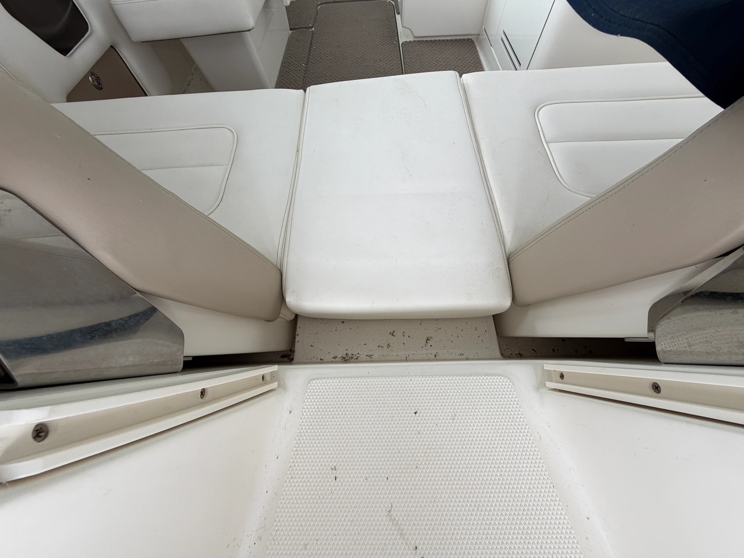 2013 Sea Ray 300 SLX Image Thumbnail #26