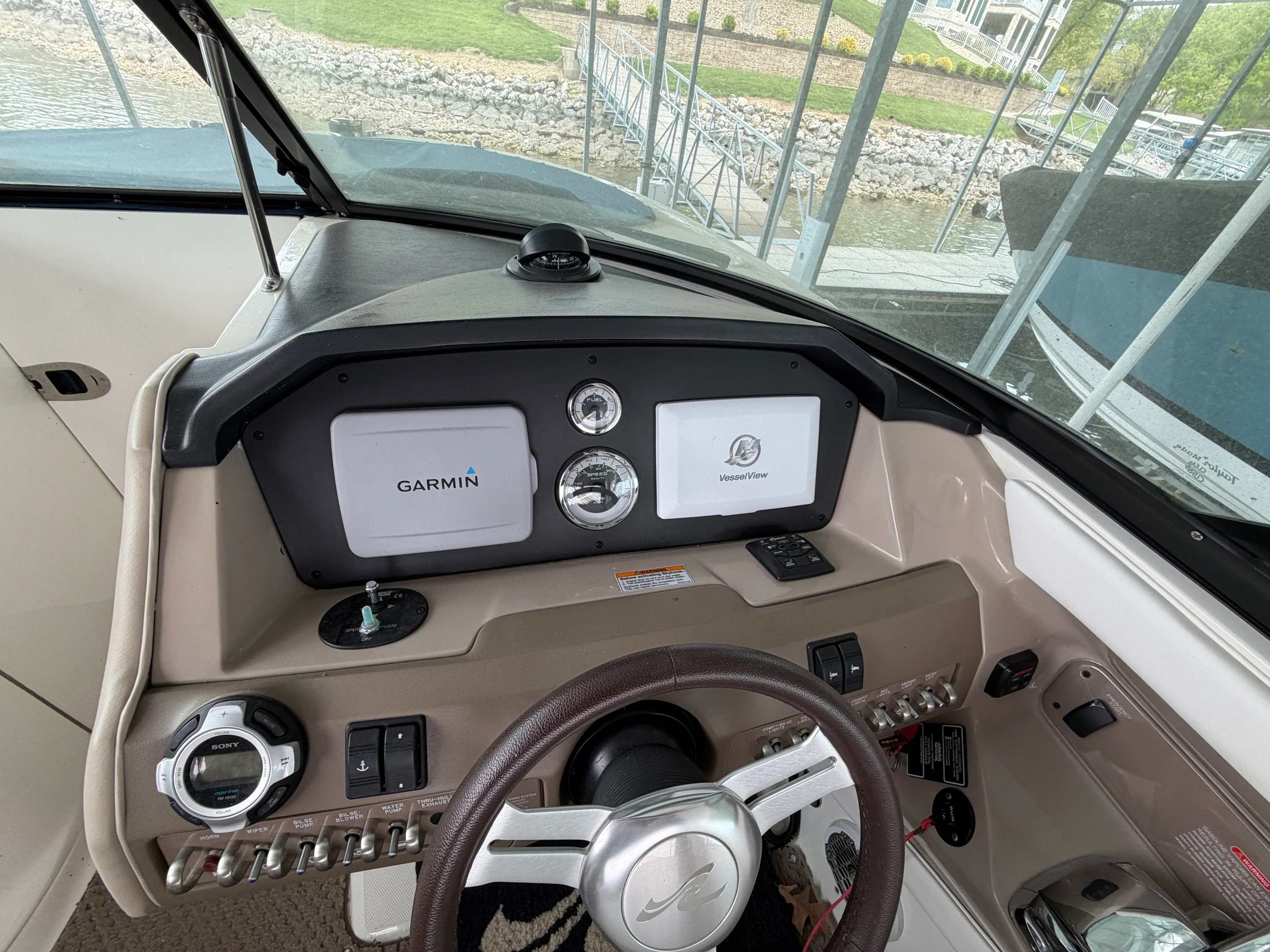 2013 Sea Ray 300 SLX Image Thumbnail #10