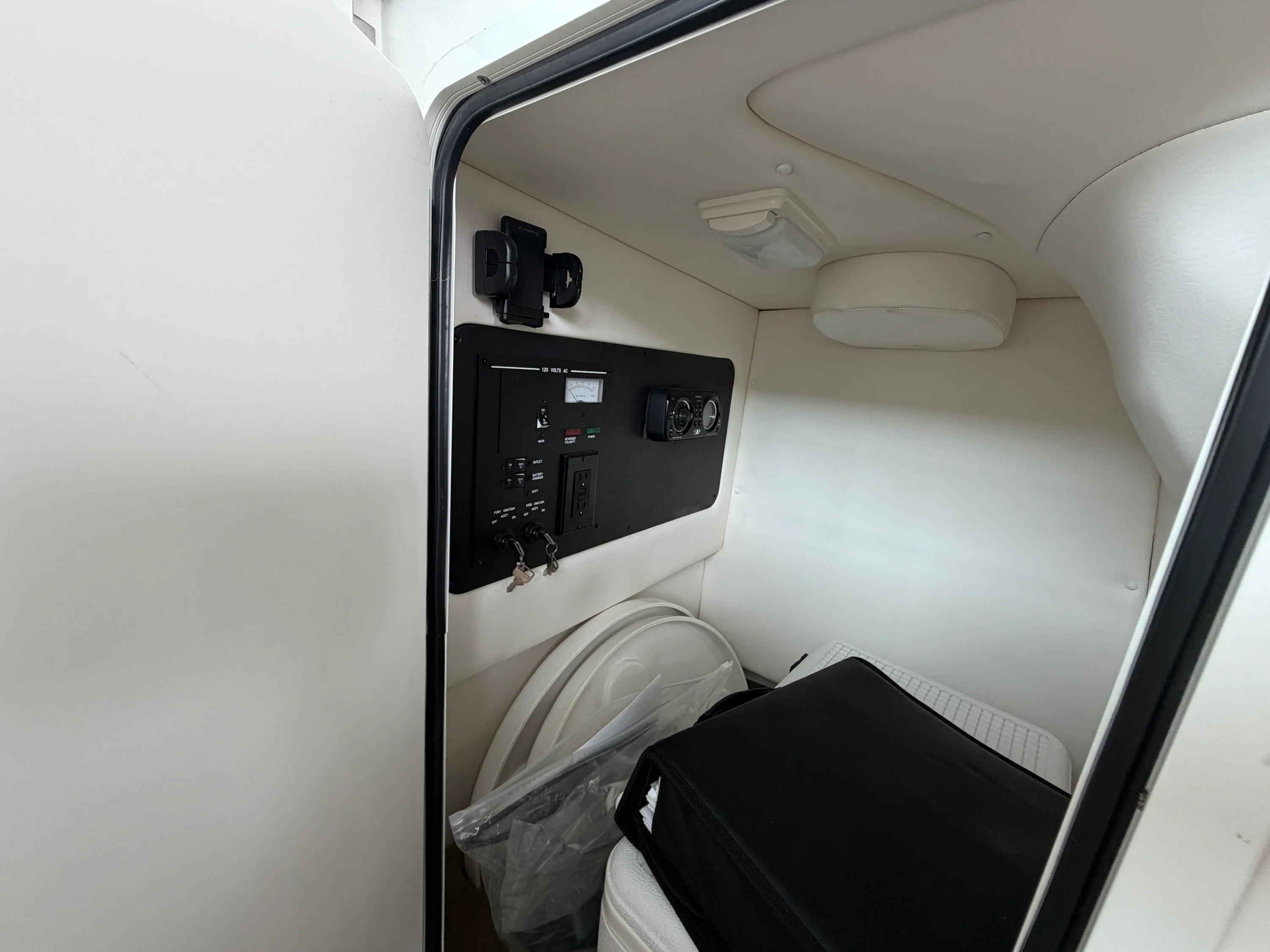 2013 Sea Ray 300 SLX Image Thumbnail #35
