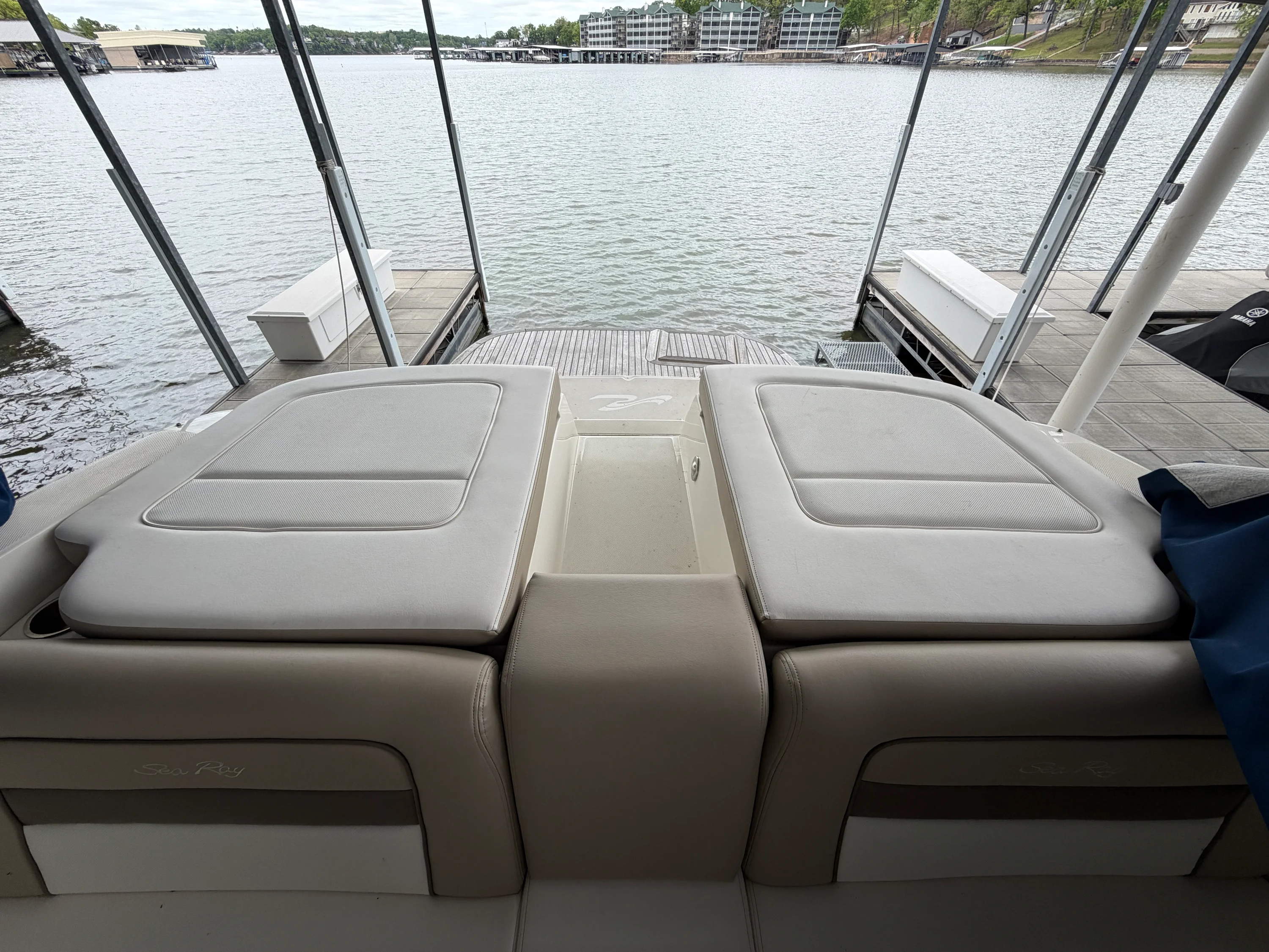 2013 Sea Ray 300 SLX Image Thumbnail #32