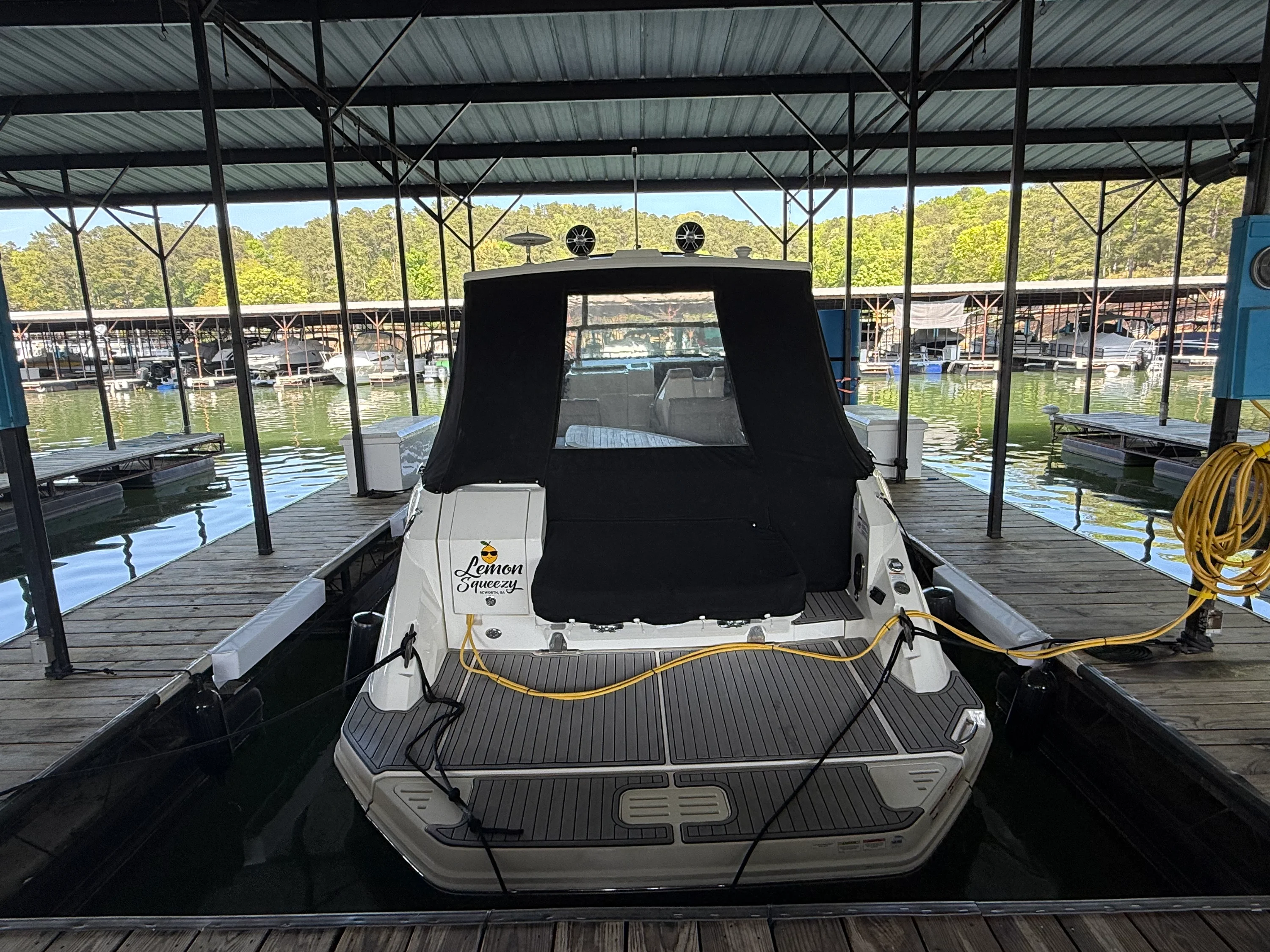 2021 Sea Ray 320 SUNDANCER Image Thumbnail #23