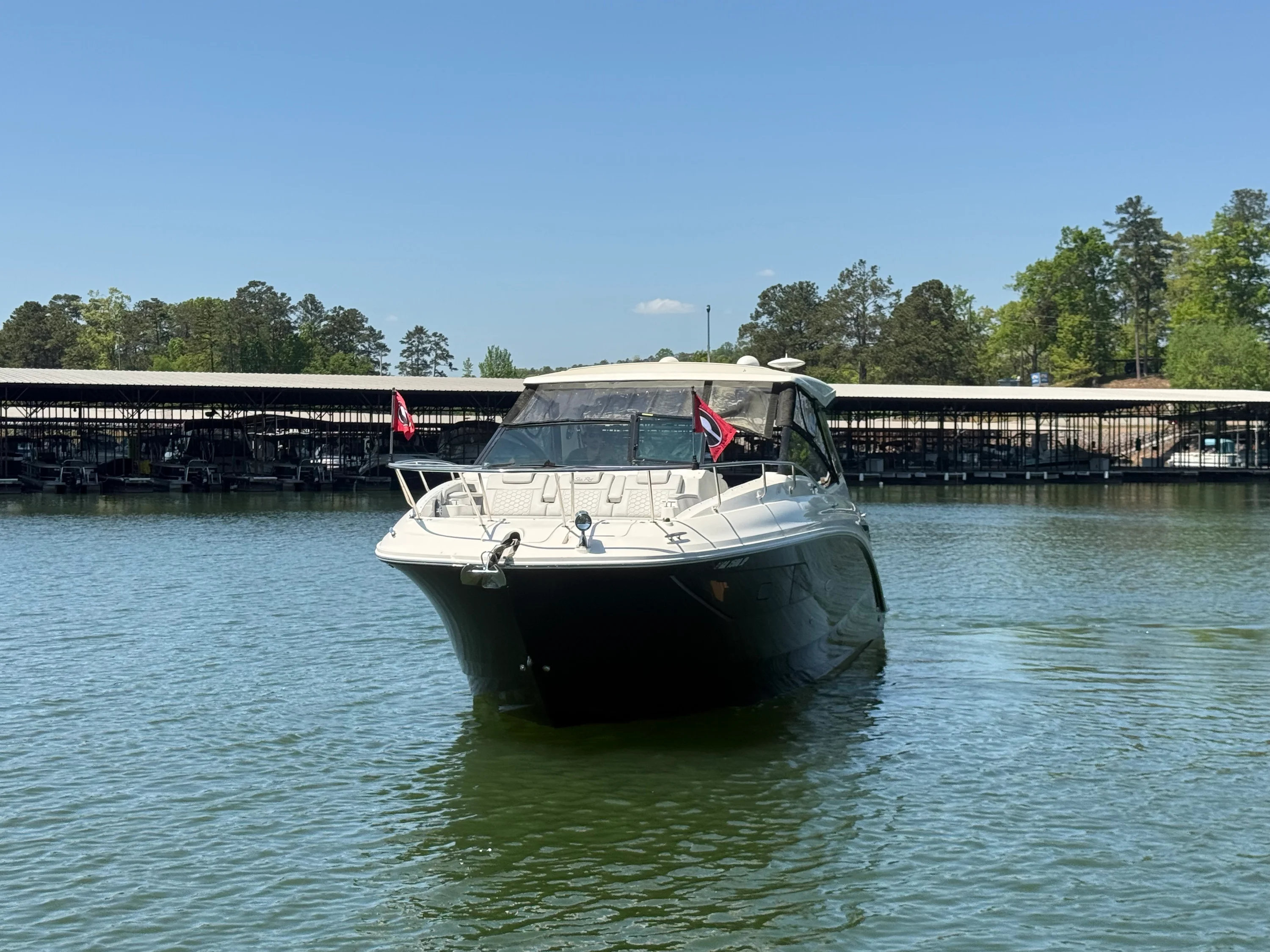 2021 Sea Ray 320 SUNDANCER Image Thumbnail #4