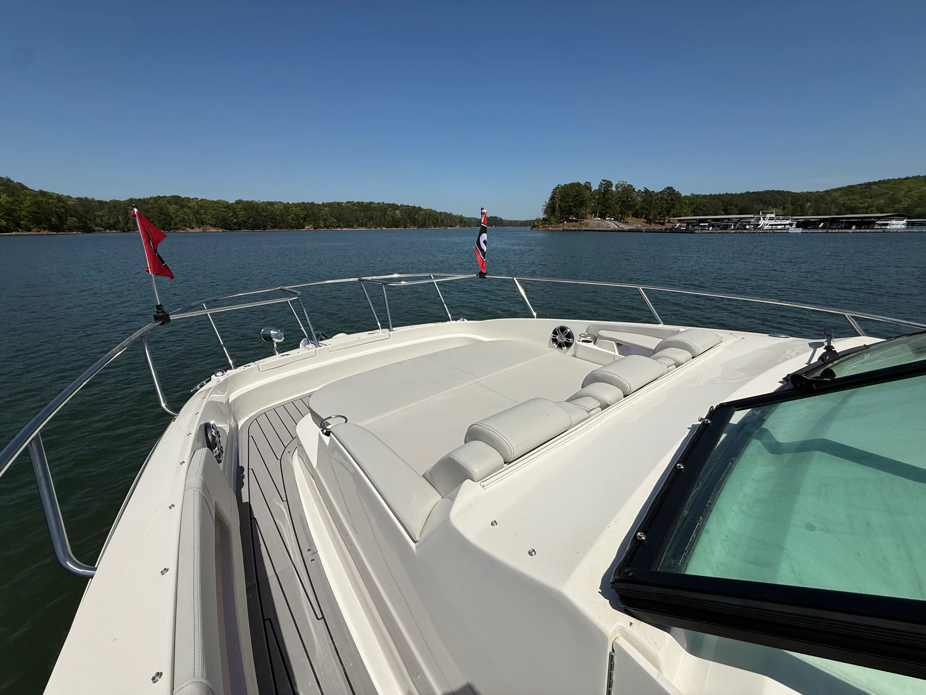 2021 Sea Ray 320 SUNDANCER Image Thumbnail #59