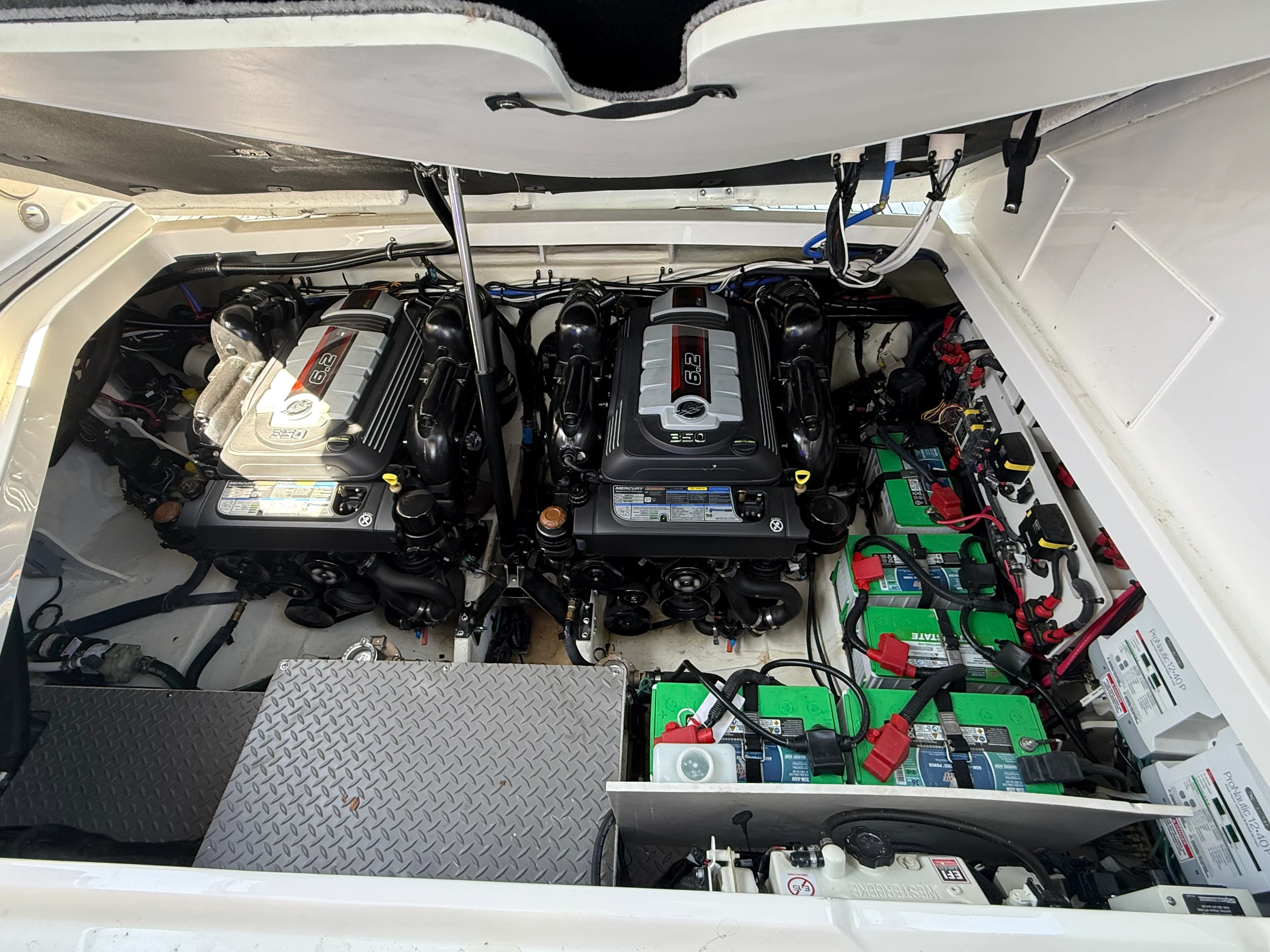2021 Sea Ray 320 SUNDANCER Image Thumbnail #78