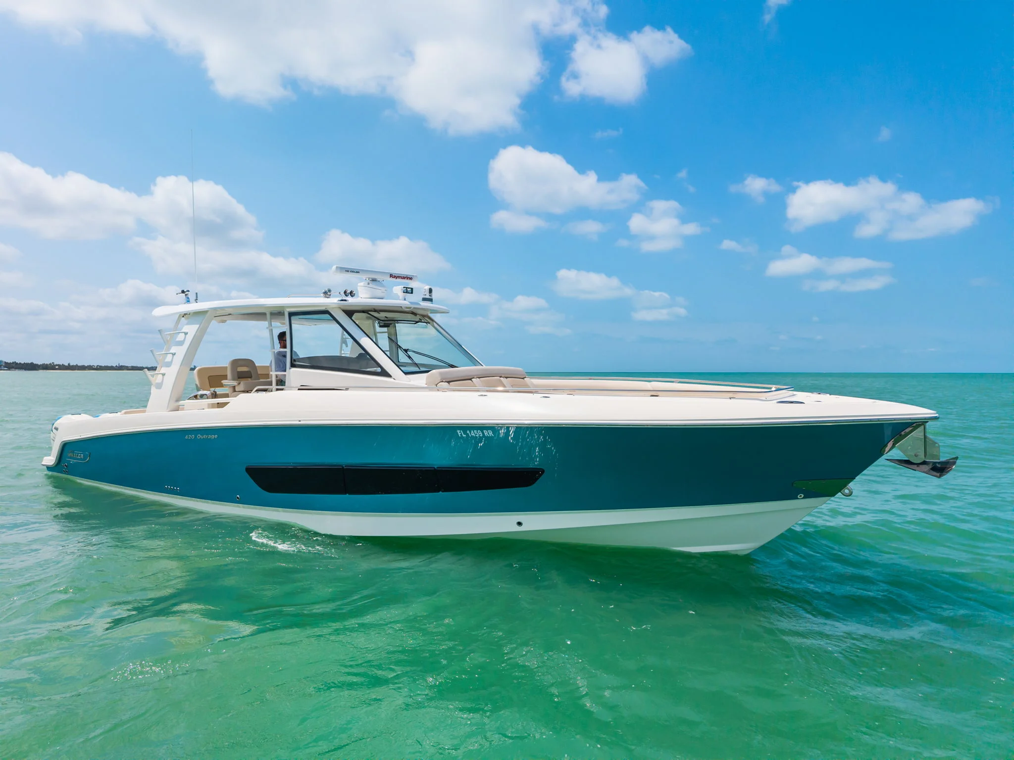 2018 Boston Whaler 420 OUTRAGE Image Thumbnail #3