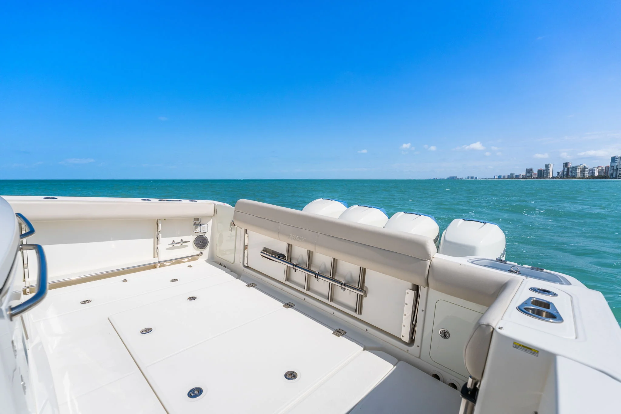 2018 Boston Whaler 420 OUTRAGE Image Thumbnail #11