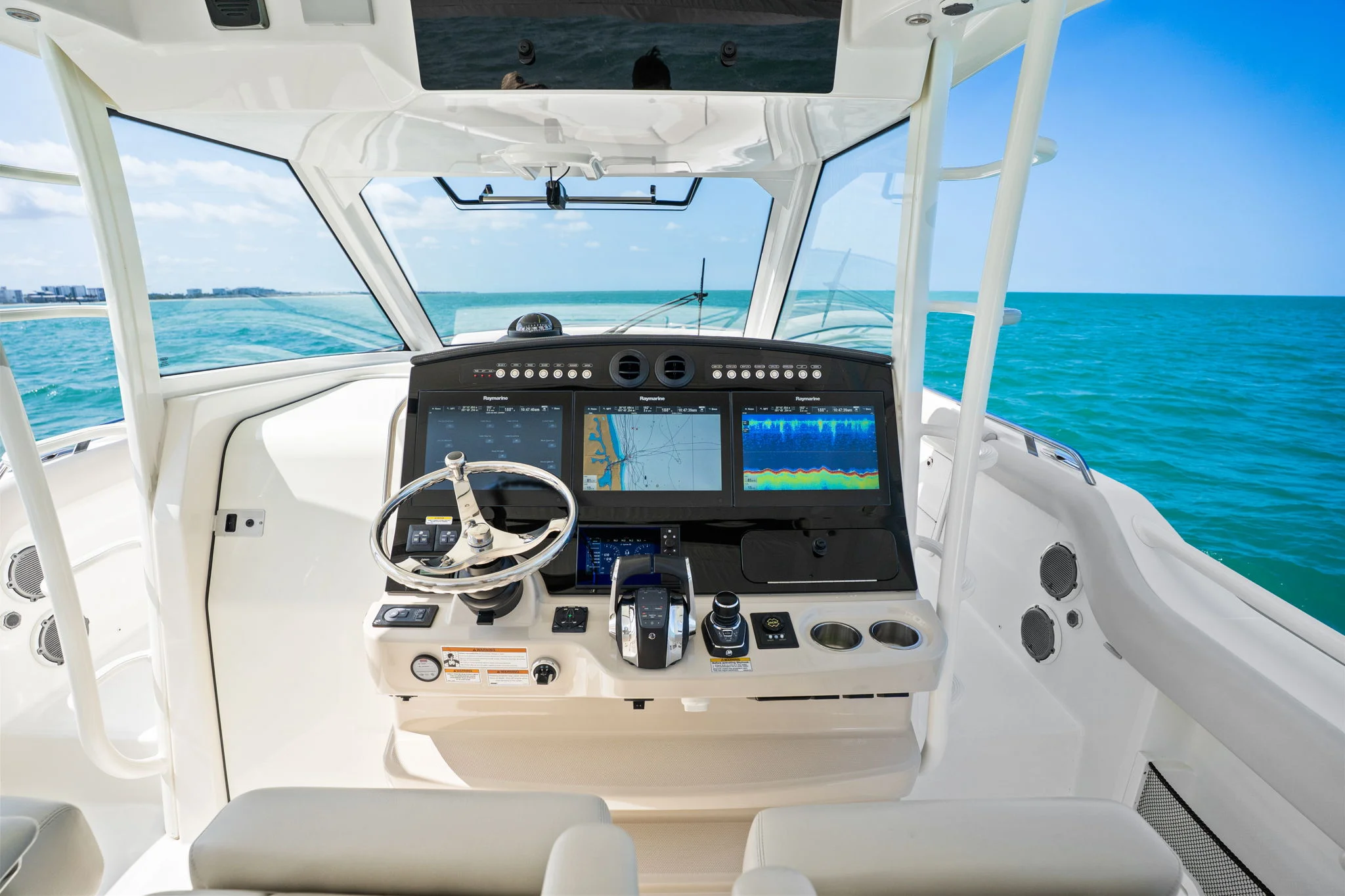 2018 Boston Whaler 420 OUTRAGE Image Thumbnail #23