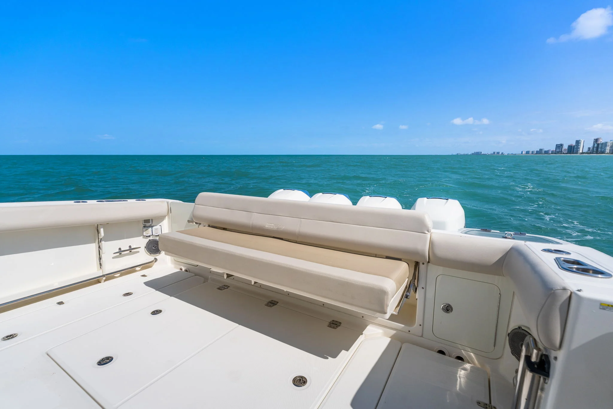 2018 Boston Whaler 420 OUTRAGE Image Thumbnail #13