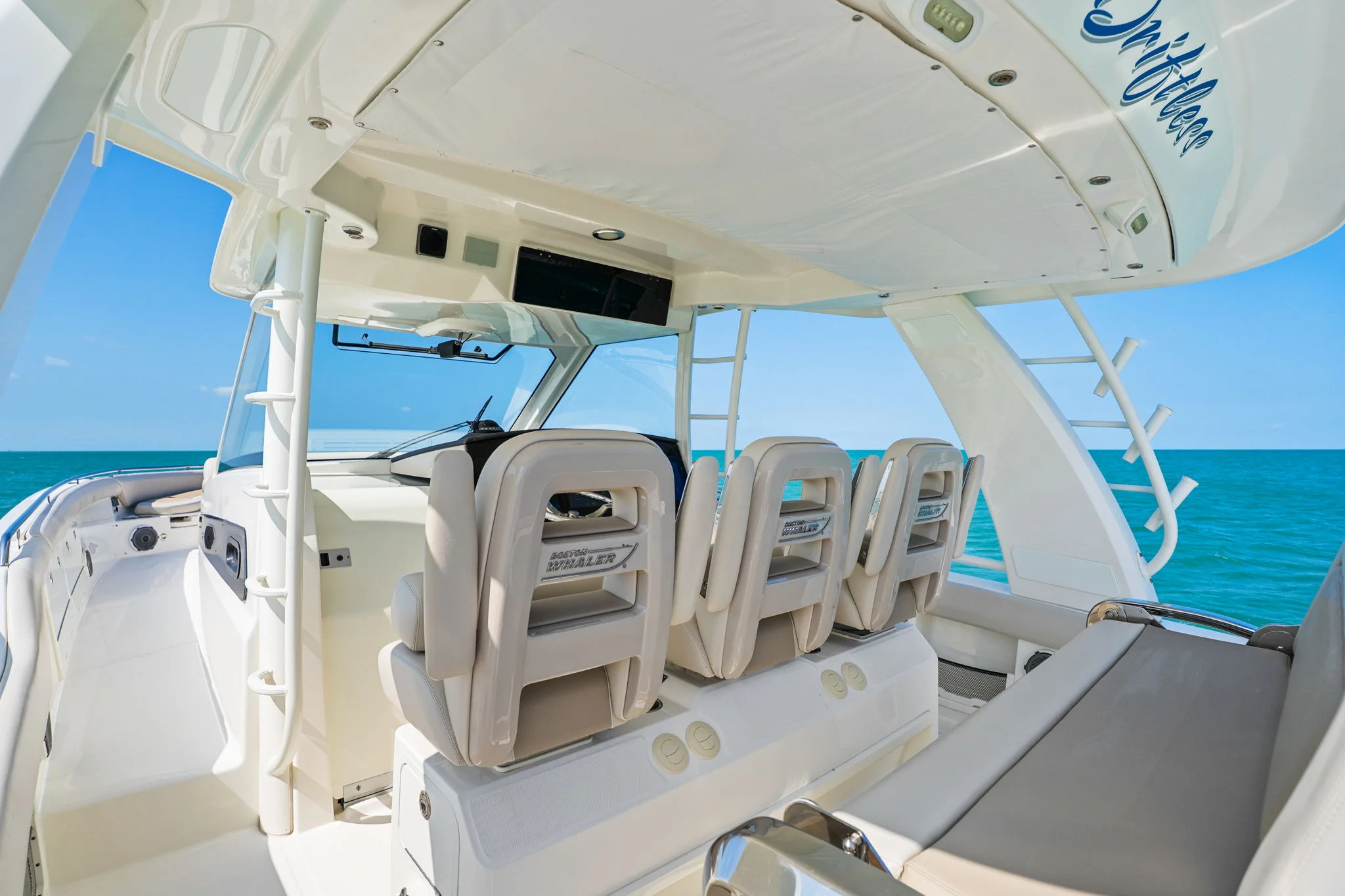 2018 Boston Whaler 420 OUTRAGE Image Thumbnail #21