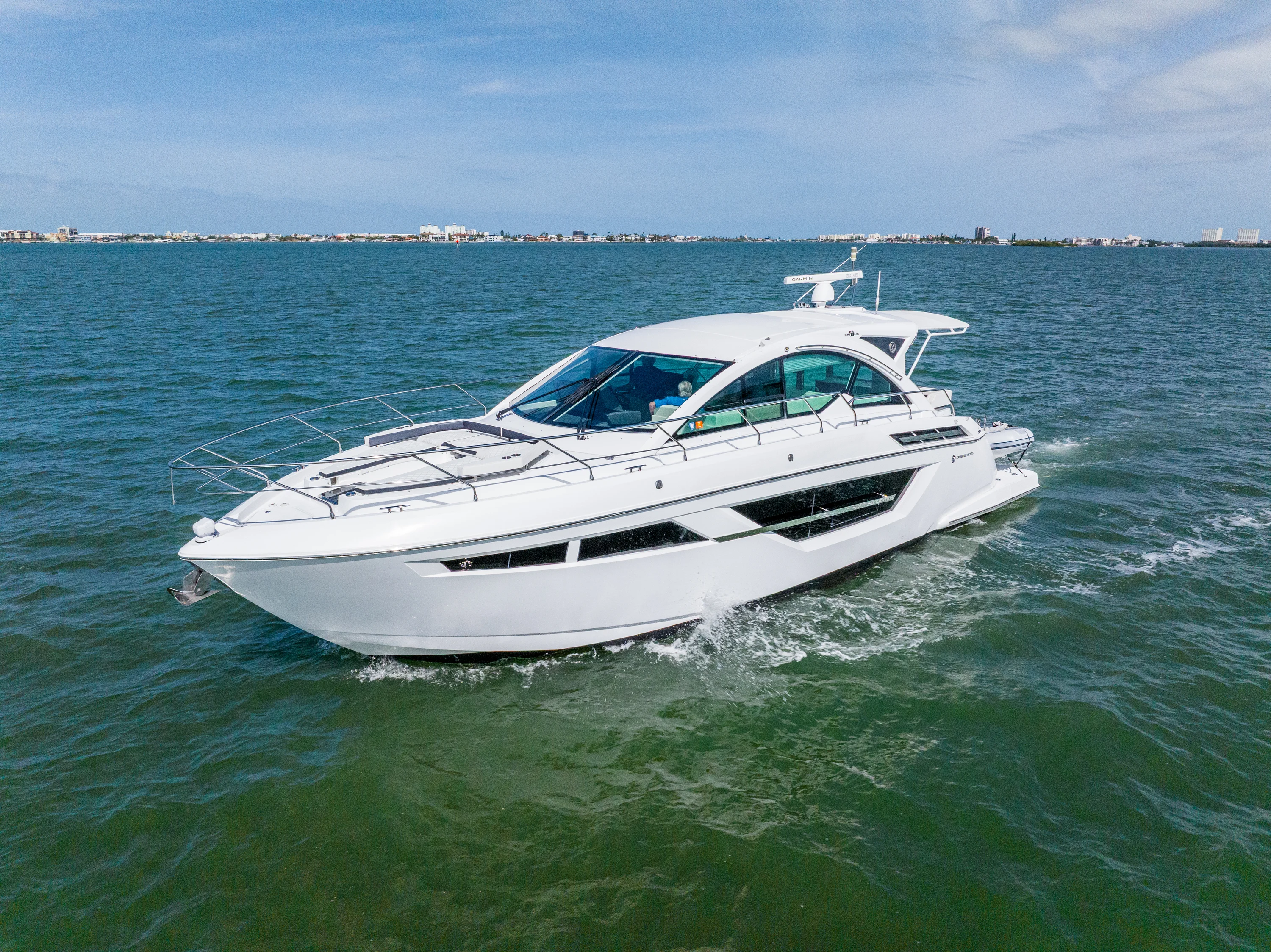 2018 Cruisers Yachts 50 CANTIUS Image Thumbnail #5