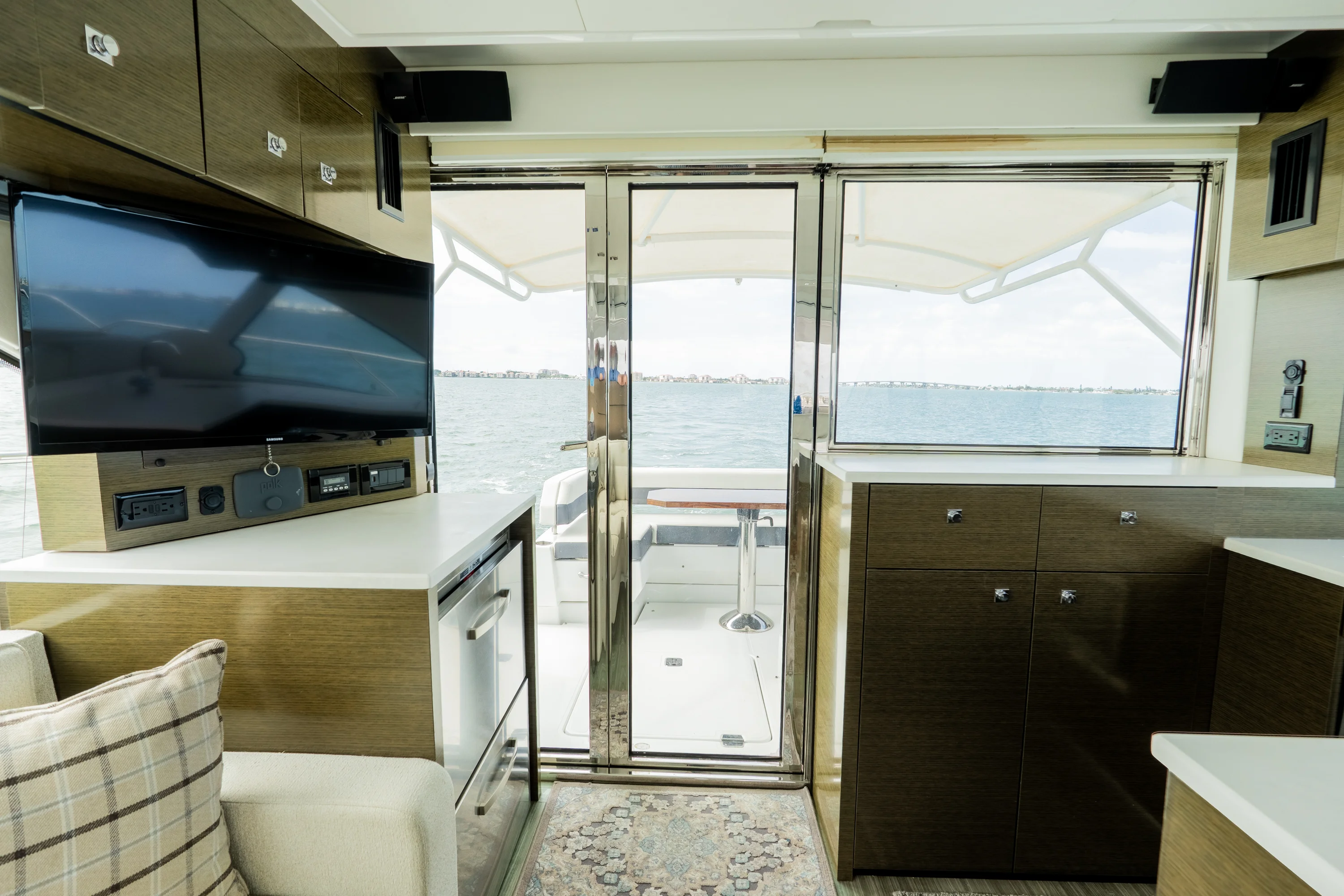 2018 Cruisers Yachts 50 CANTIUS Image Thumbnail #40