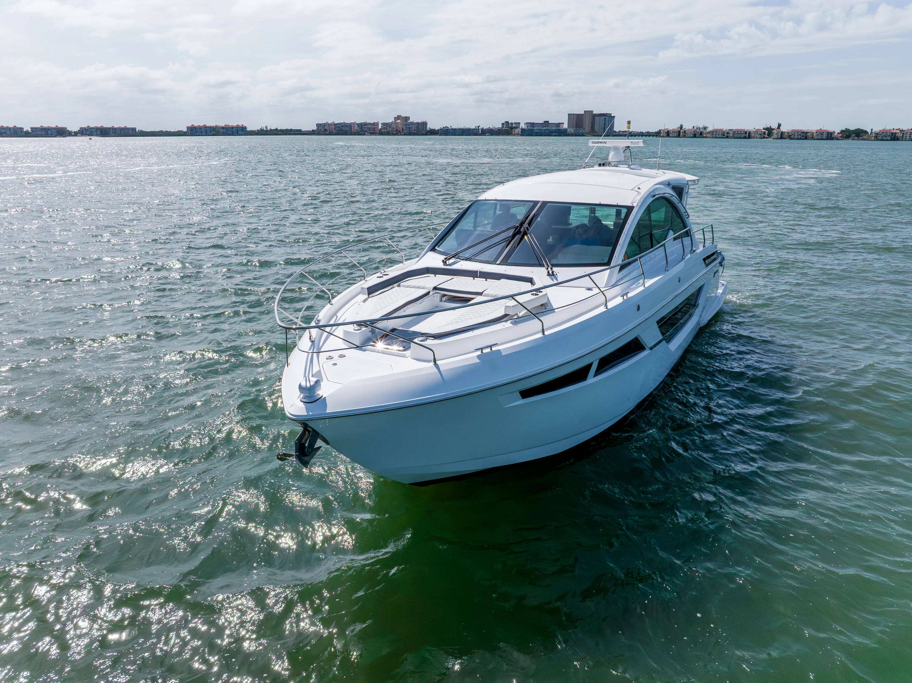 2018 Cruisers Yachts 50 CANTIUS Image Thumbnail #18