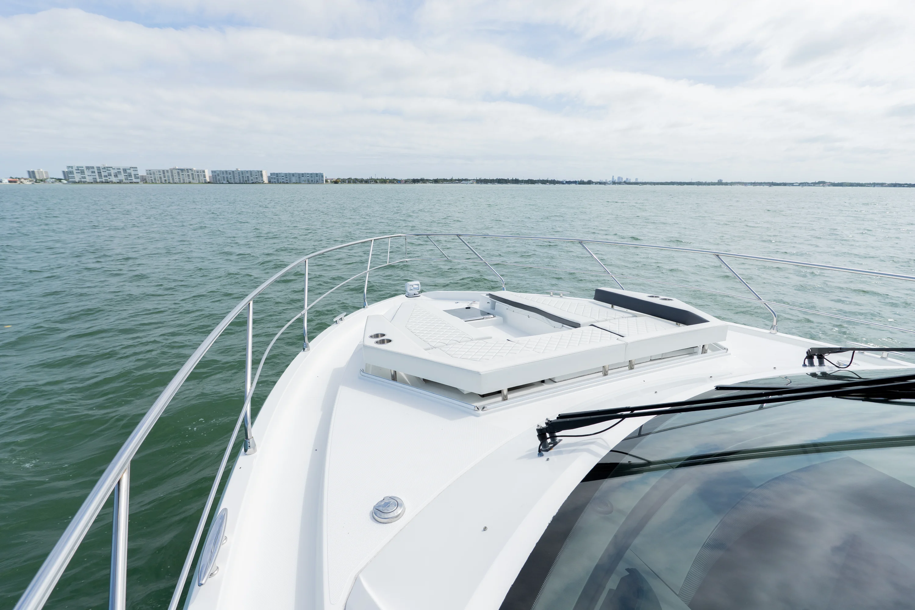 2018 Cruisers Yachts 50 CANTIUS Image Thumbnail #29