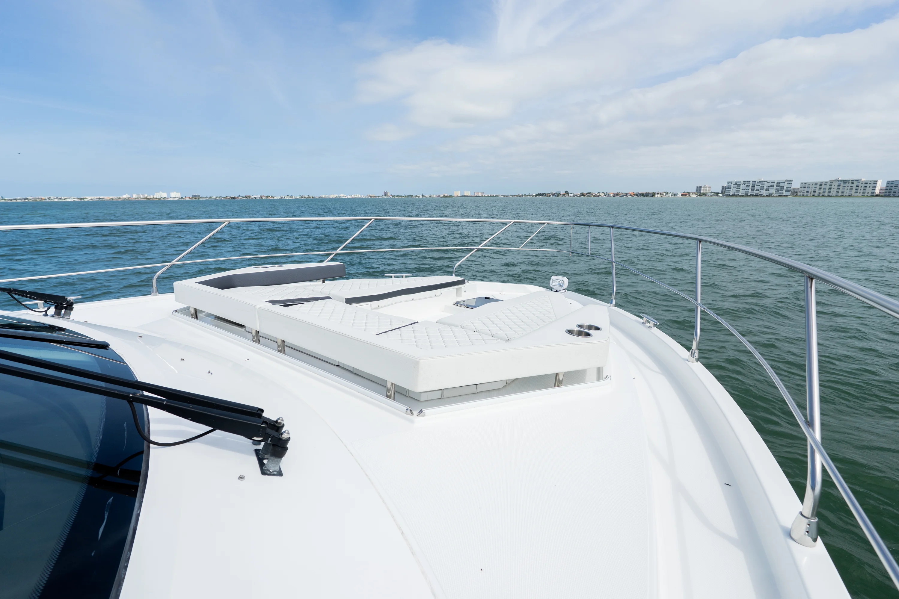 2018 Cruisers Yachts 50 CANTIUS Image Thumbnail #31