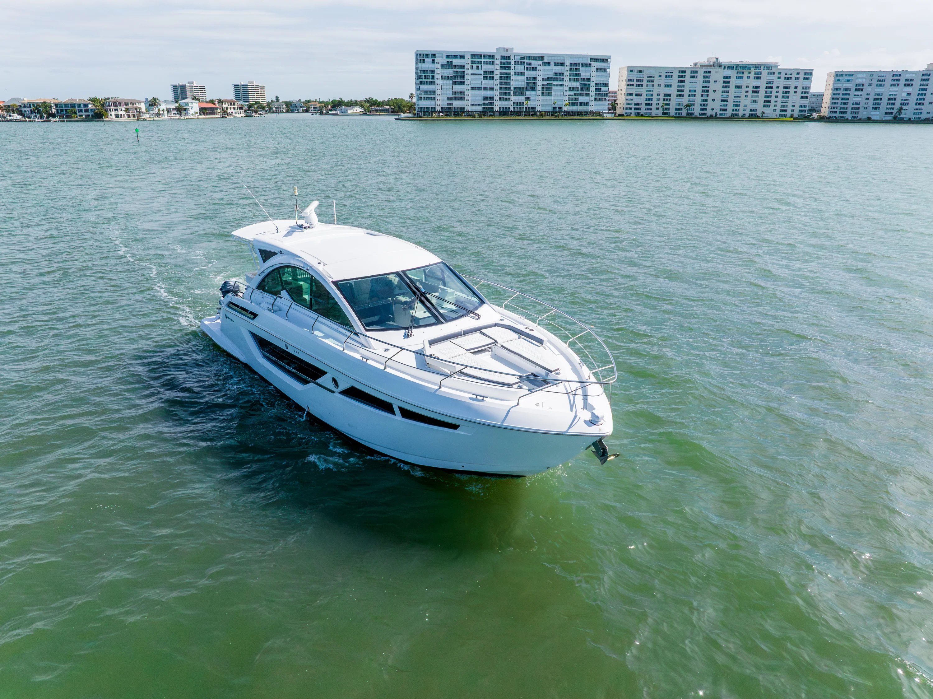 2018 Cruisers Yachts 50 CANTIUS Image Thumbnail #2