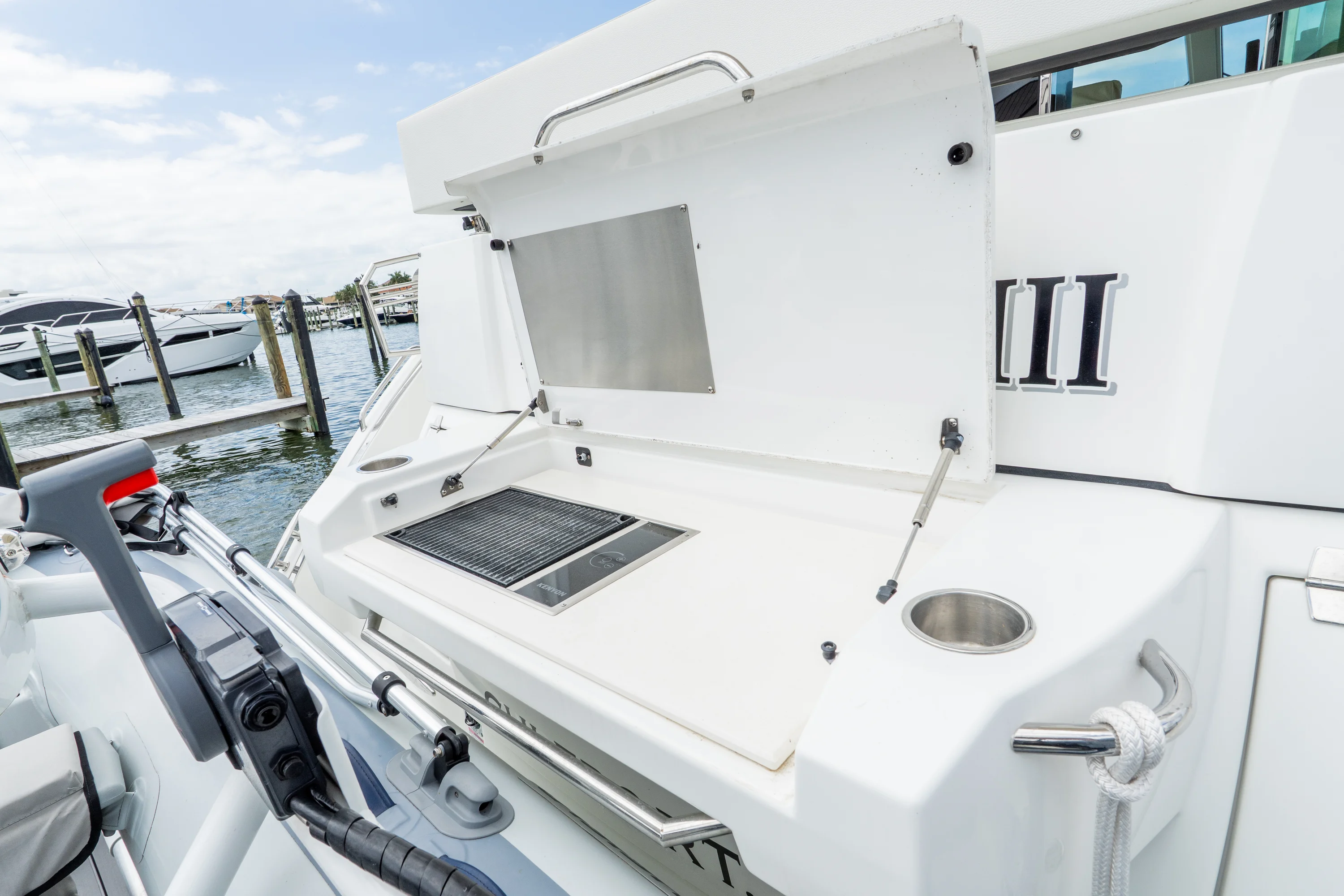 2018 Cruisers Yachts 50 CANTIUS Image Thumbnail #79
