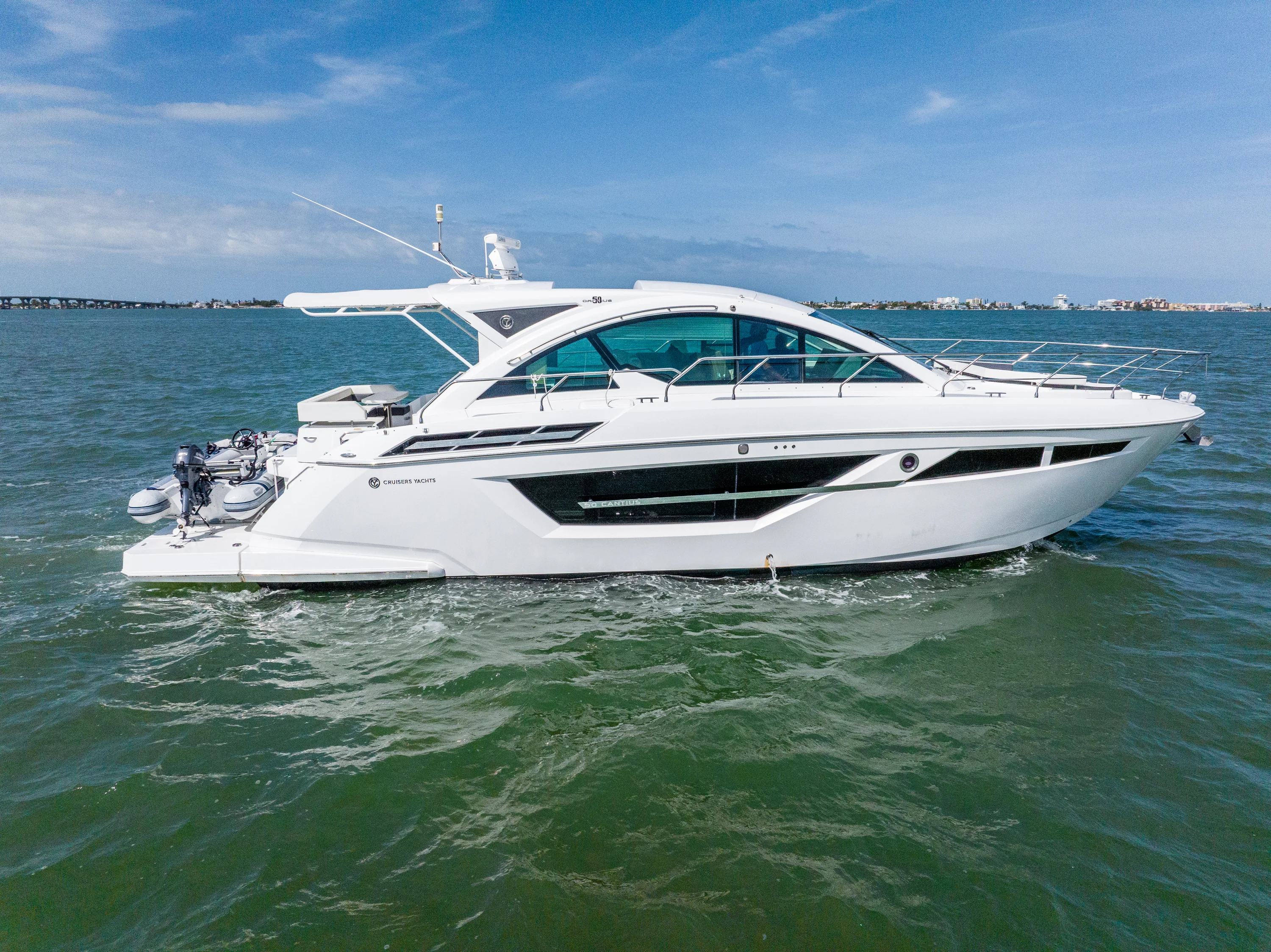 2018 Cruisers Yachts 50 CANTIUS Image Thumbnail #15
