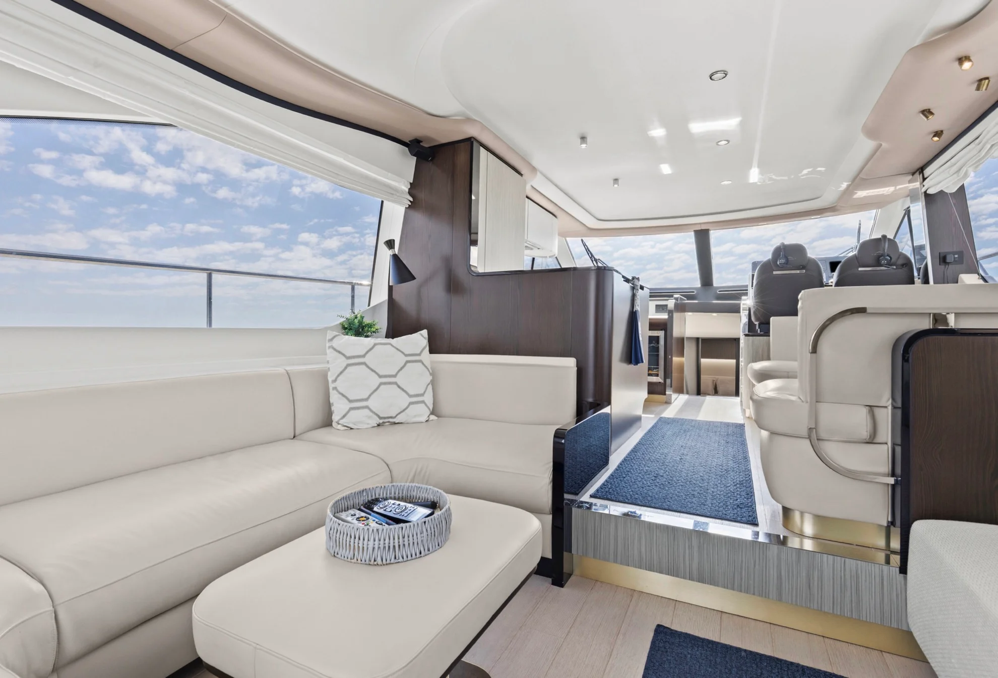 2019 Azimut 60 FLY Image Thumbnail #29