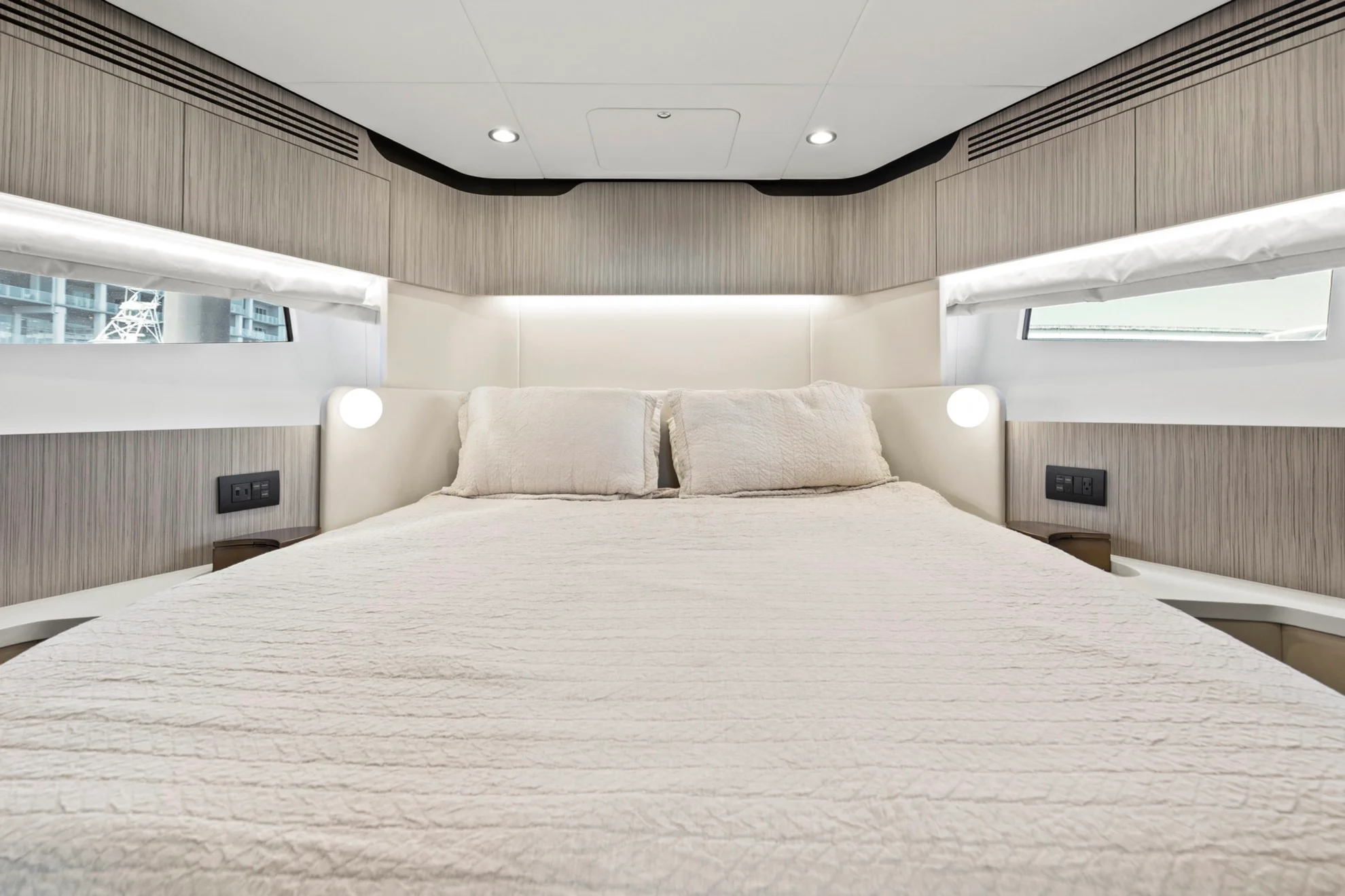 2019 Azimut 60 FLY Image Thumbnail #59
