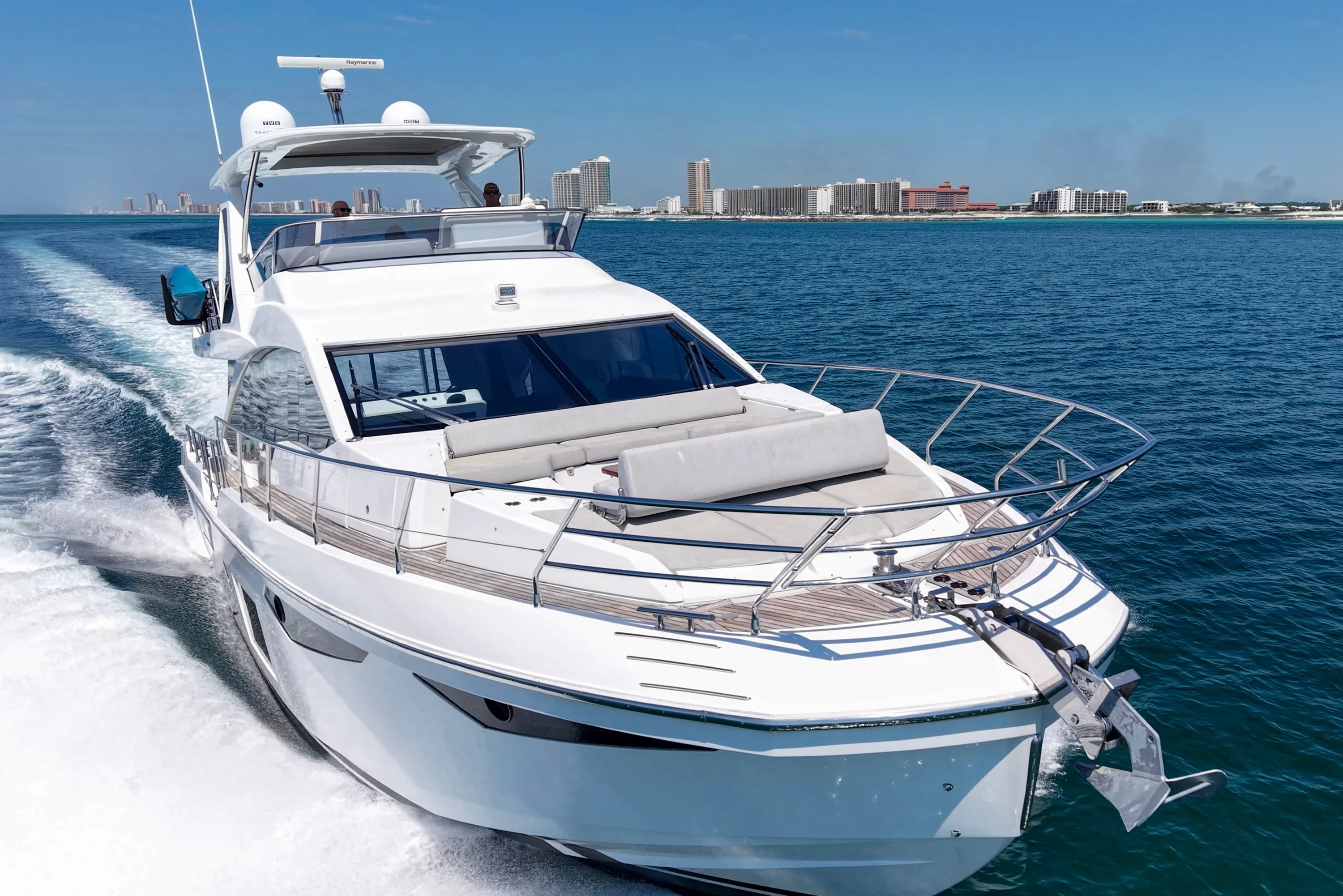 2019 Azimut 60 FLY Image Thumbnail #4
